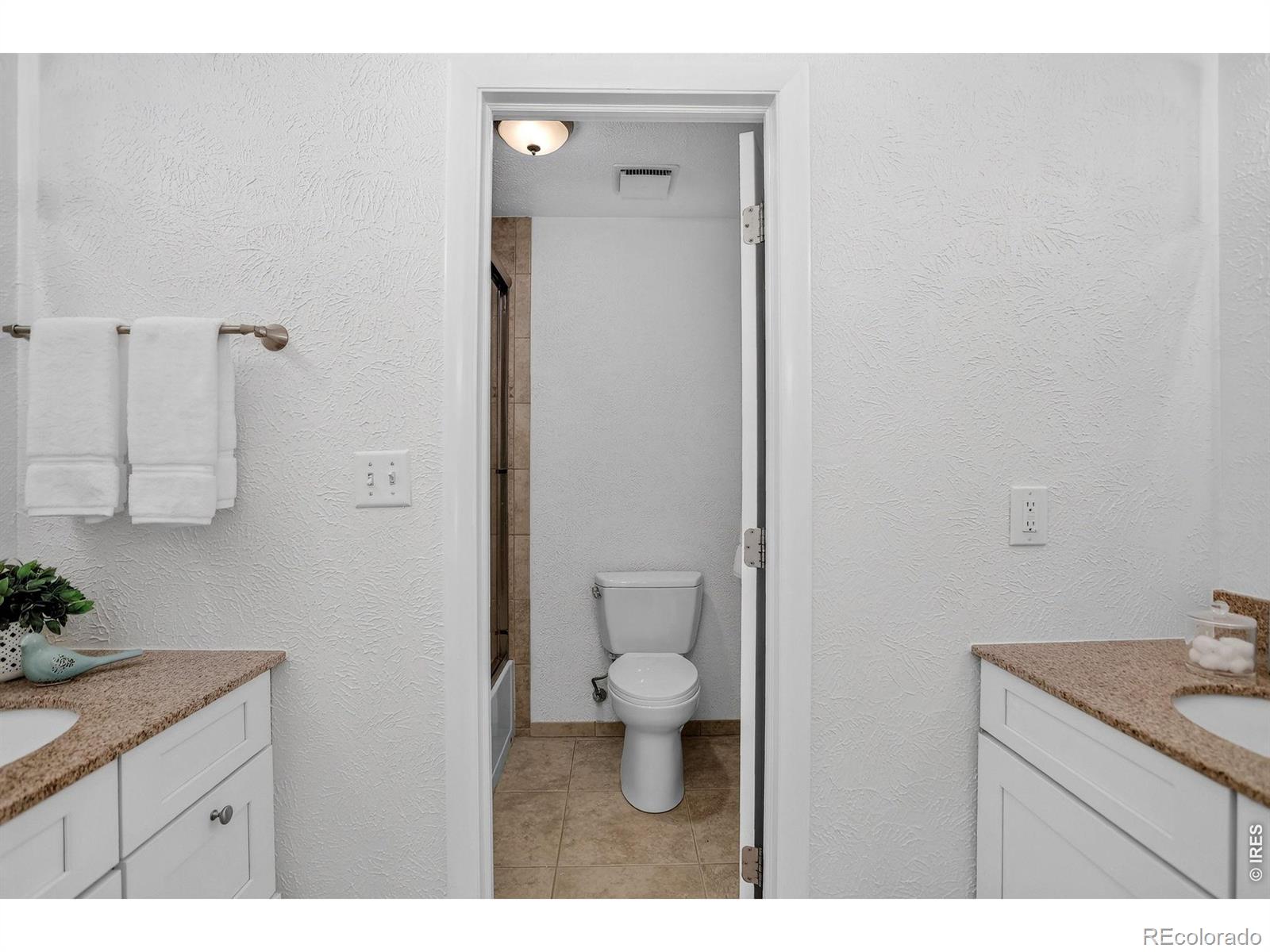 MLS Image #27 for 2996  shady hollow,boulder, Colorado