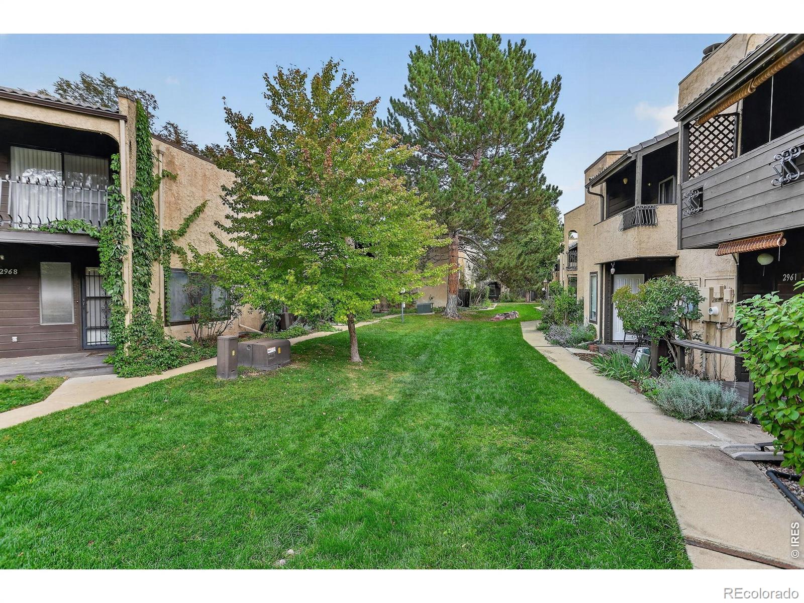 MLS Image #39 for 2996  shady hollow,boulder, Colorado