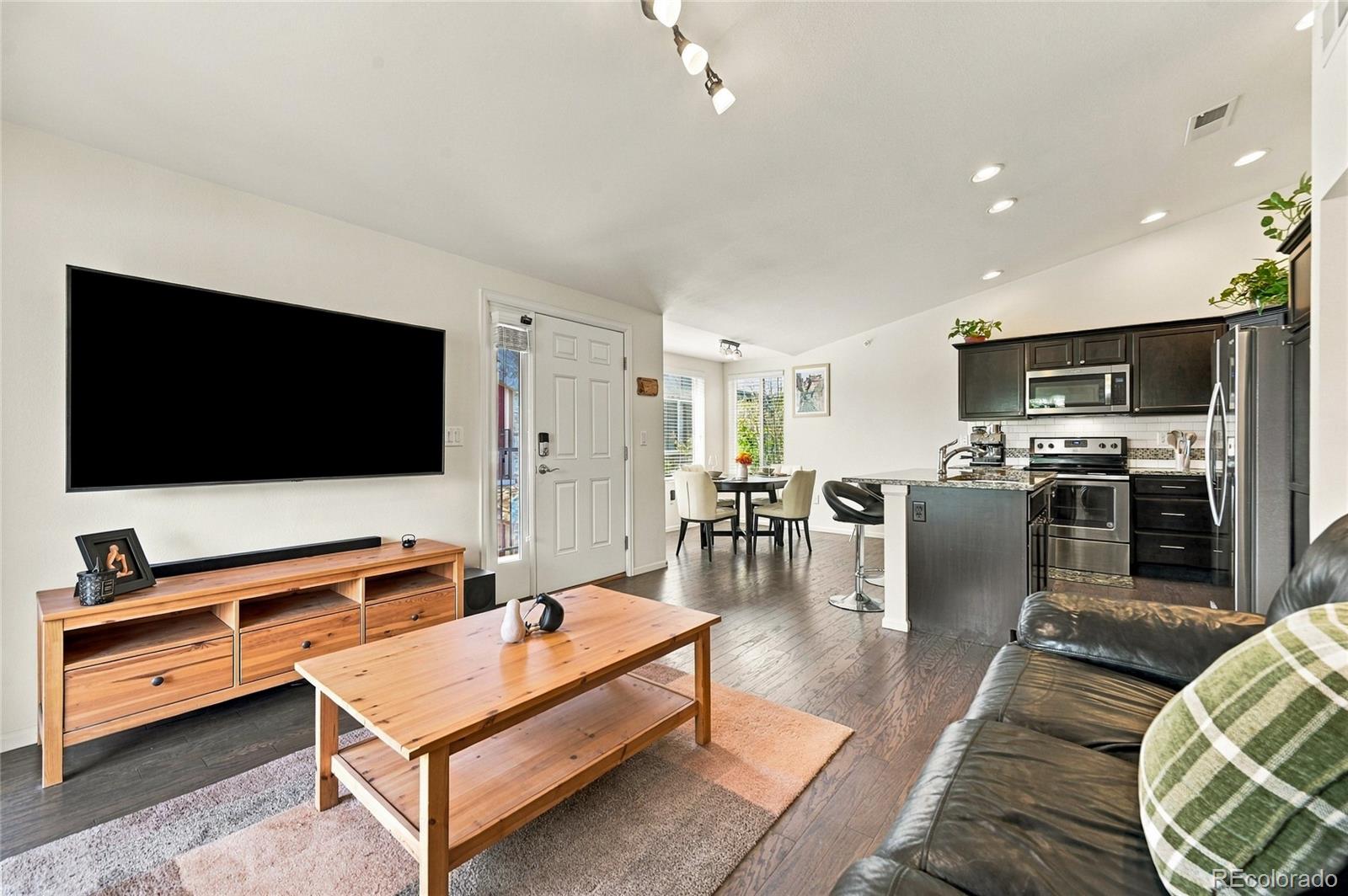 MLS Image #9 for 1614  granby way 204,aurora, Colorado