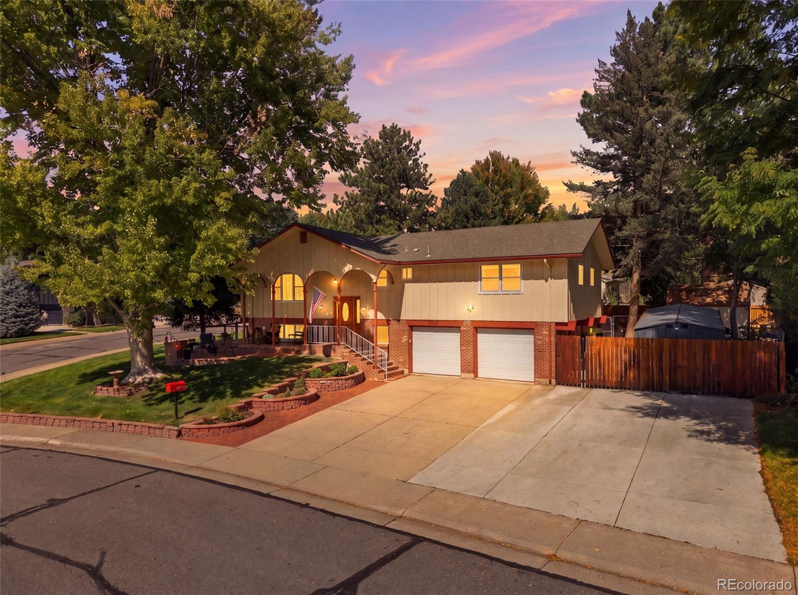 MLS Image #2 for 8439 w harvard drive,denver, Colorado