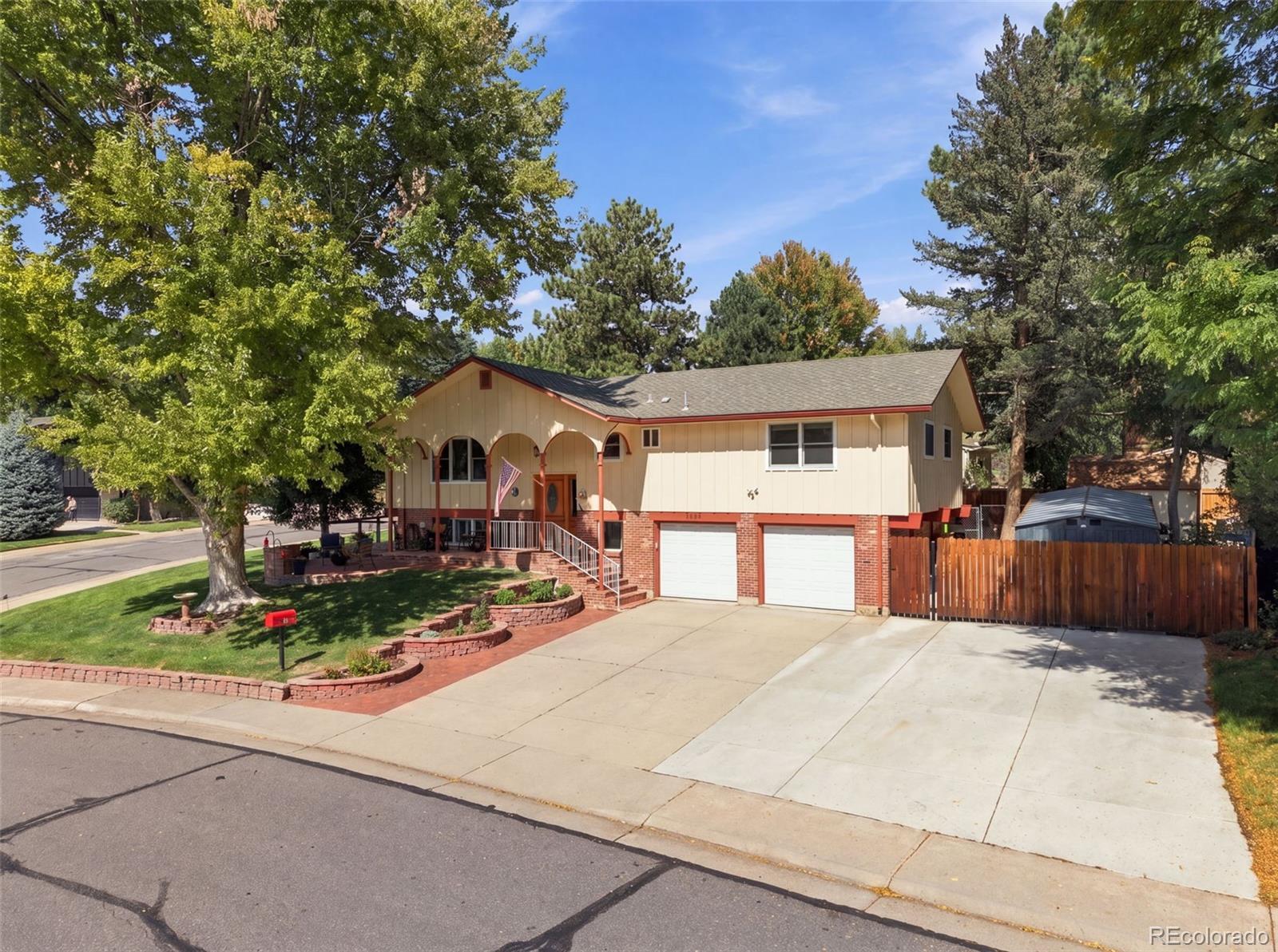 MLS Image #4 for 8439 w harvard drive,denver, Colorado