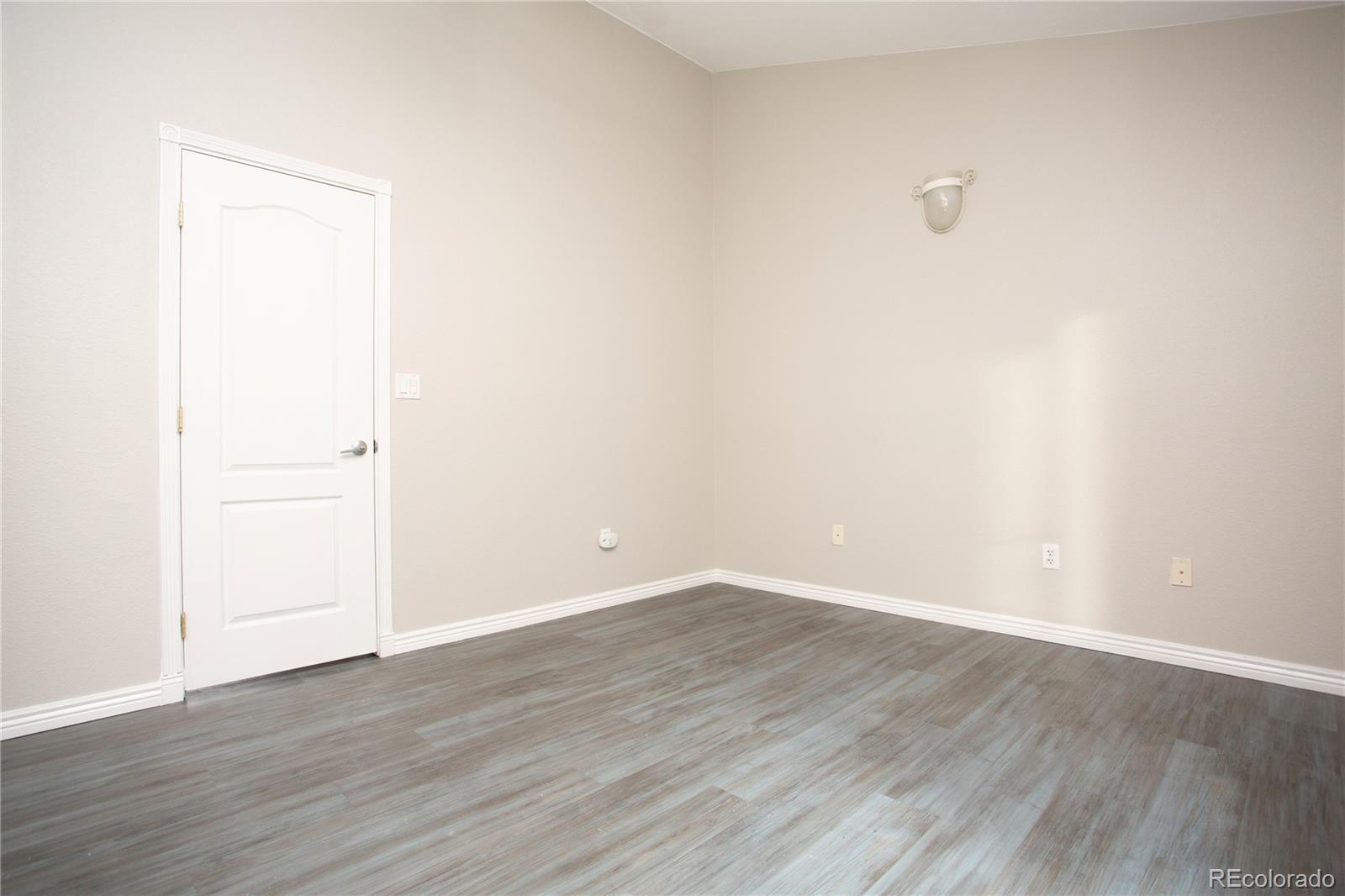 MLS Image #14 for 9617 w chatfield avenue e,littleton, Colorado