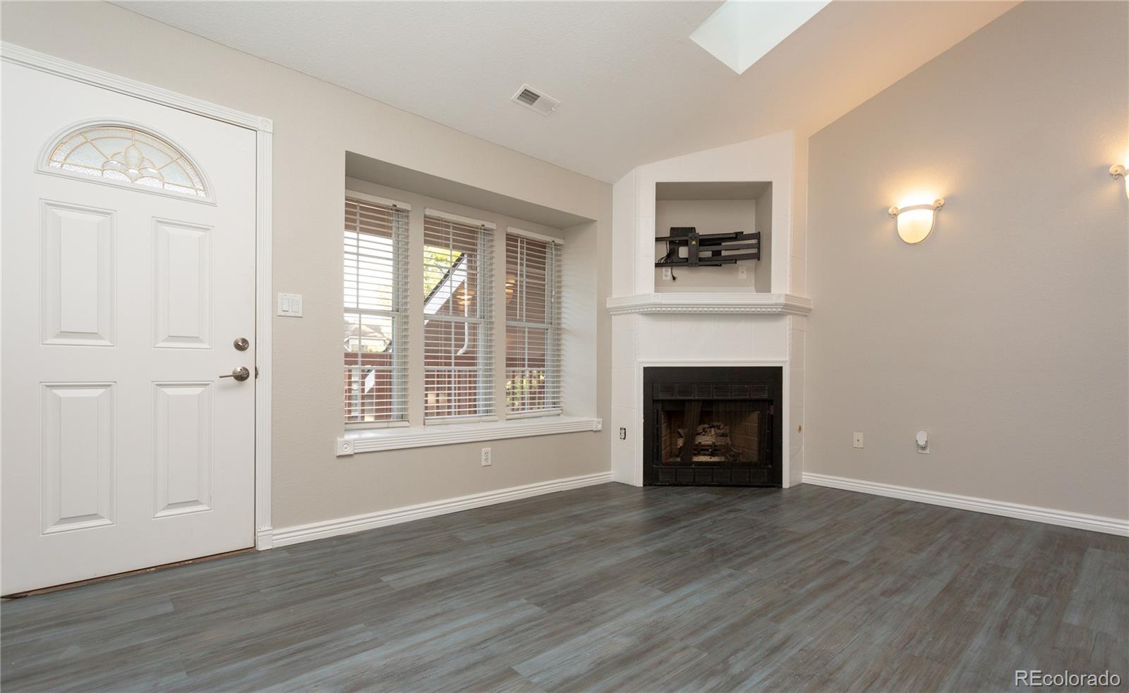 MLS Image #6 for 9617 w chatfield avenue e,littleton, Colorado