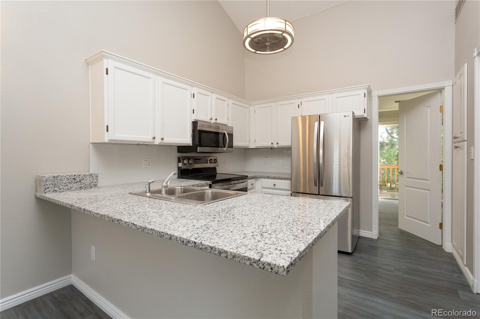 MLS Image #7 for 9617 w chatfield avenue e,littleton, Colorado