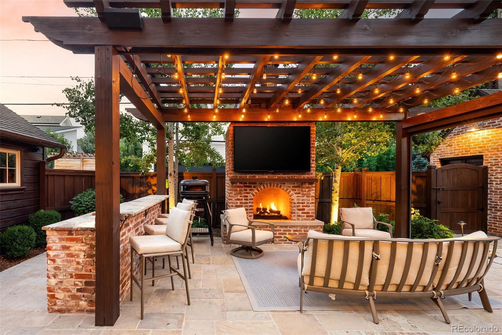 MLS Image #3 for 816 s medea way,denver, Colorado