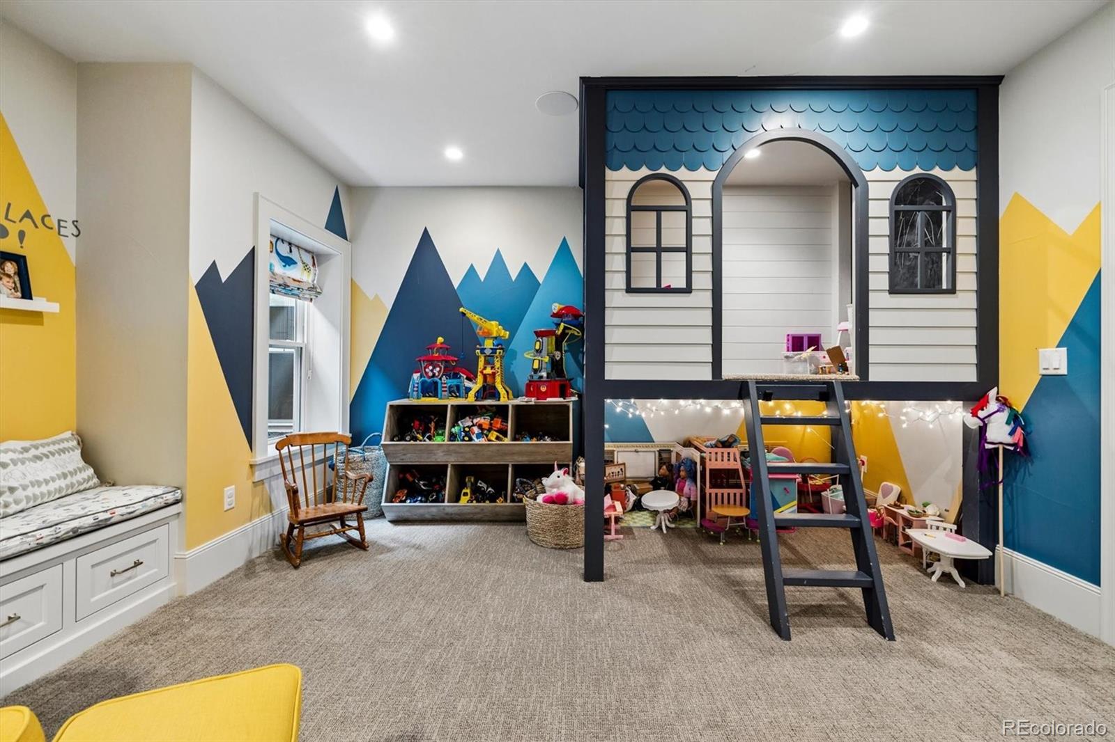 MLS Image #30 for 816 s medea way,denver, Colorado
