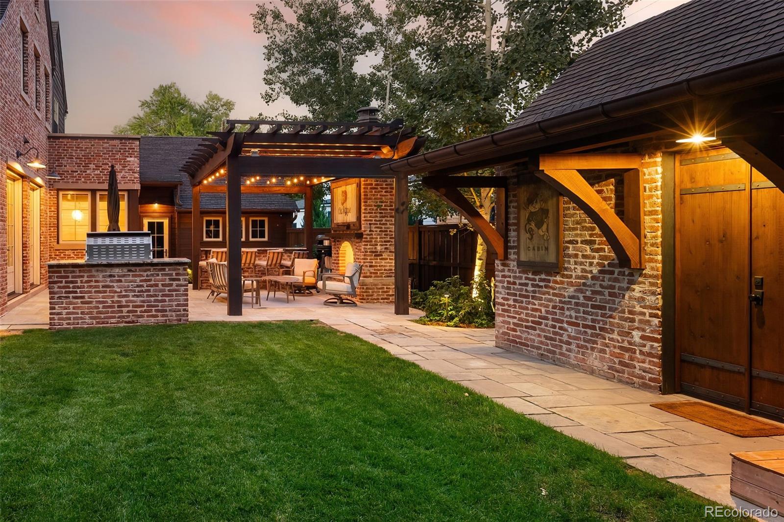 MLS Image #39 for 816 s medea way,denver, Colorado