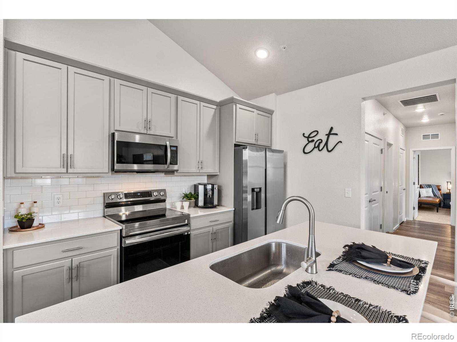 MLS Image #10 for 569  vicot way,fort collins, Colorado