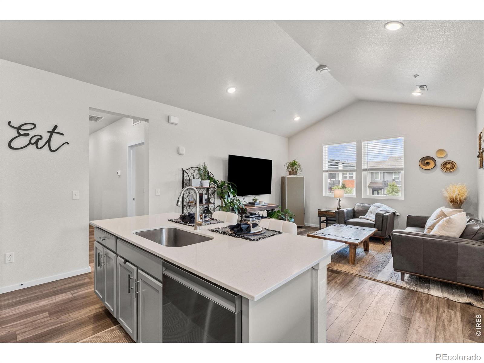 MLS Image #11 for 569  vicot way,fort collins, Colorado