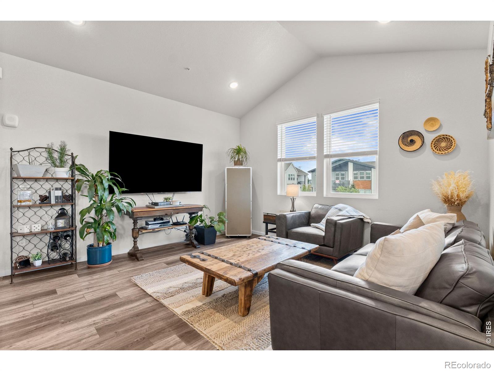 MLS Image #15 for 569  vicot way,fort collins, Colorado