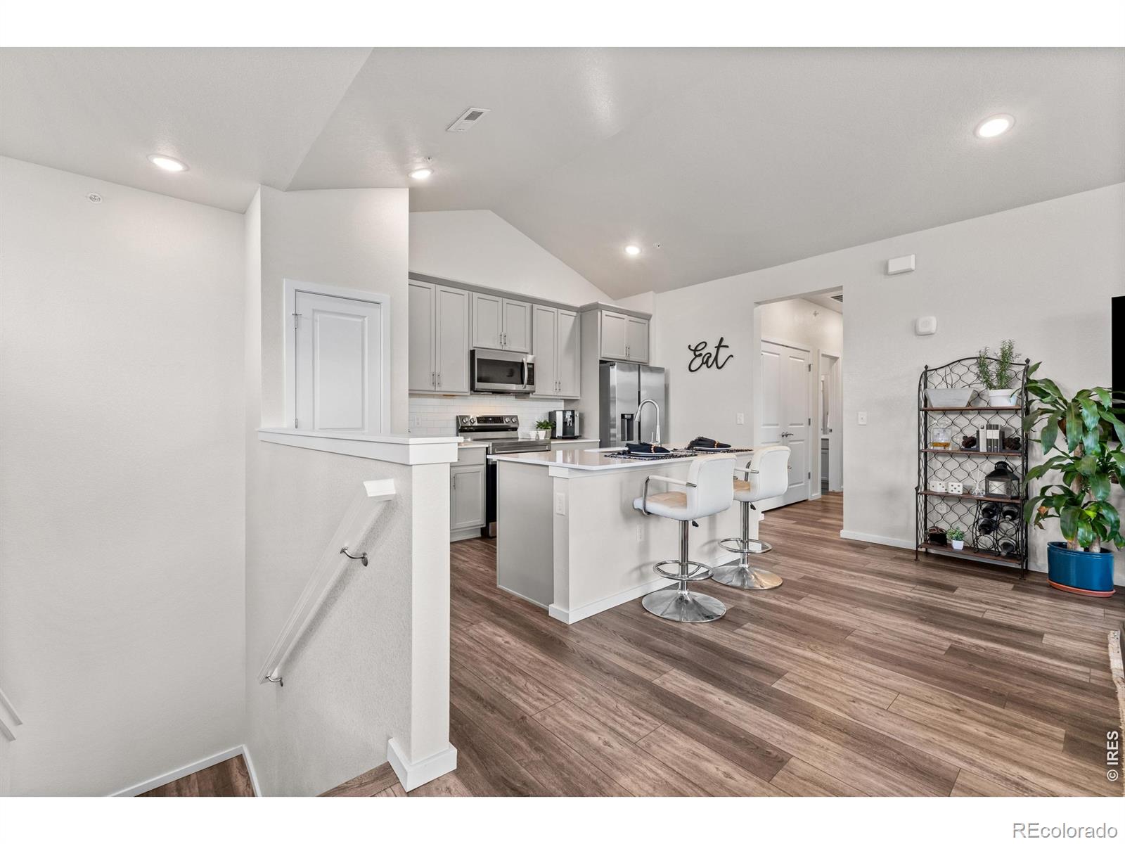 MLS Image #6 for 569  vicot way,fort collins, Colorado
