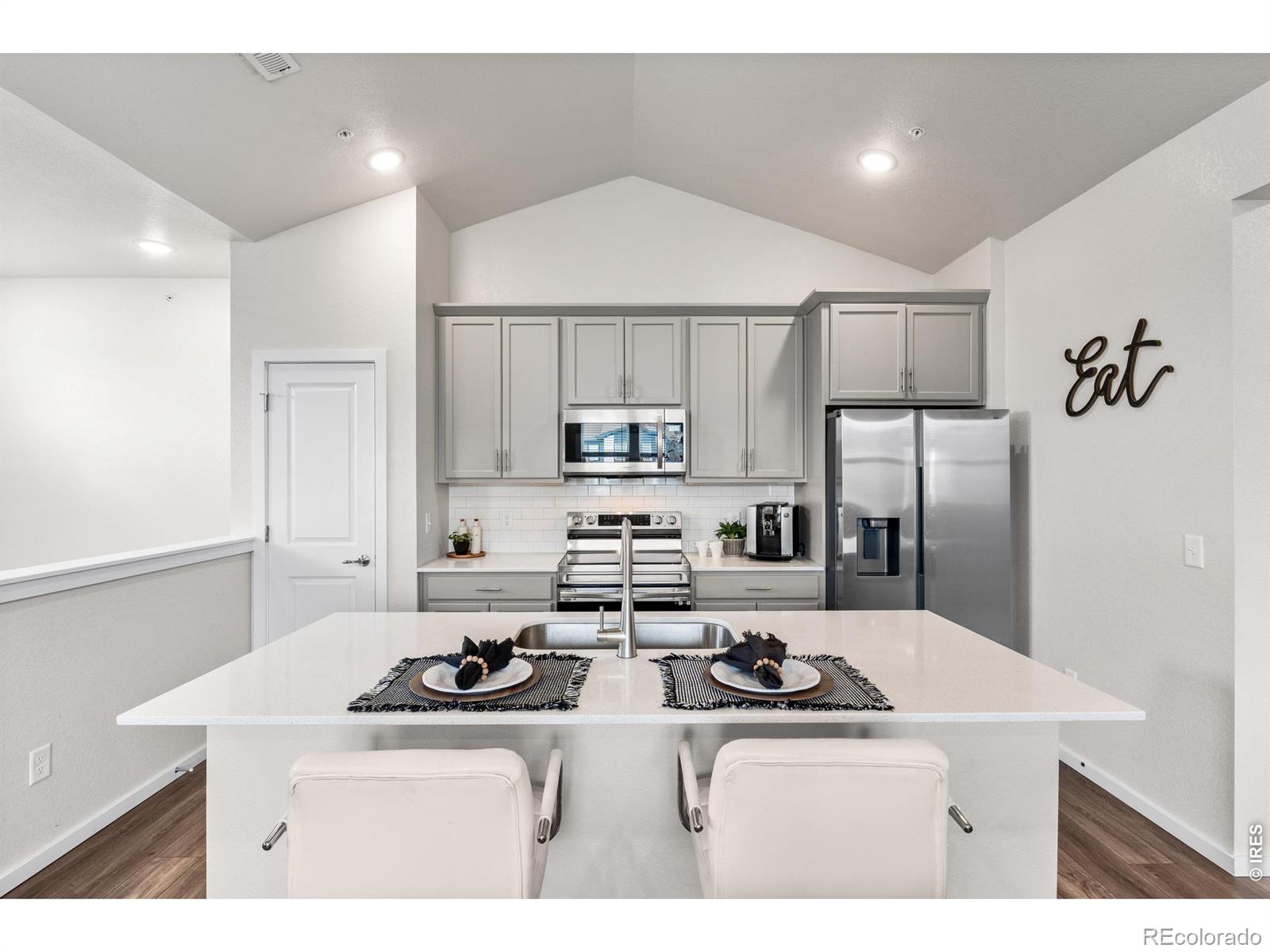 MLS Image #9 for 569  vicot way,fort collins, Colorado
