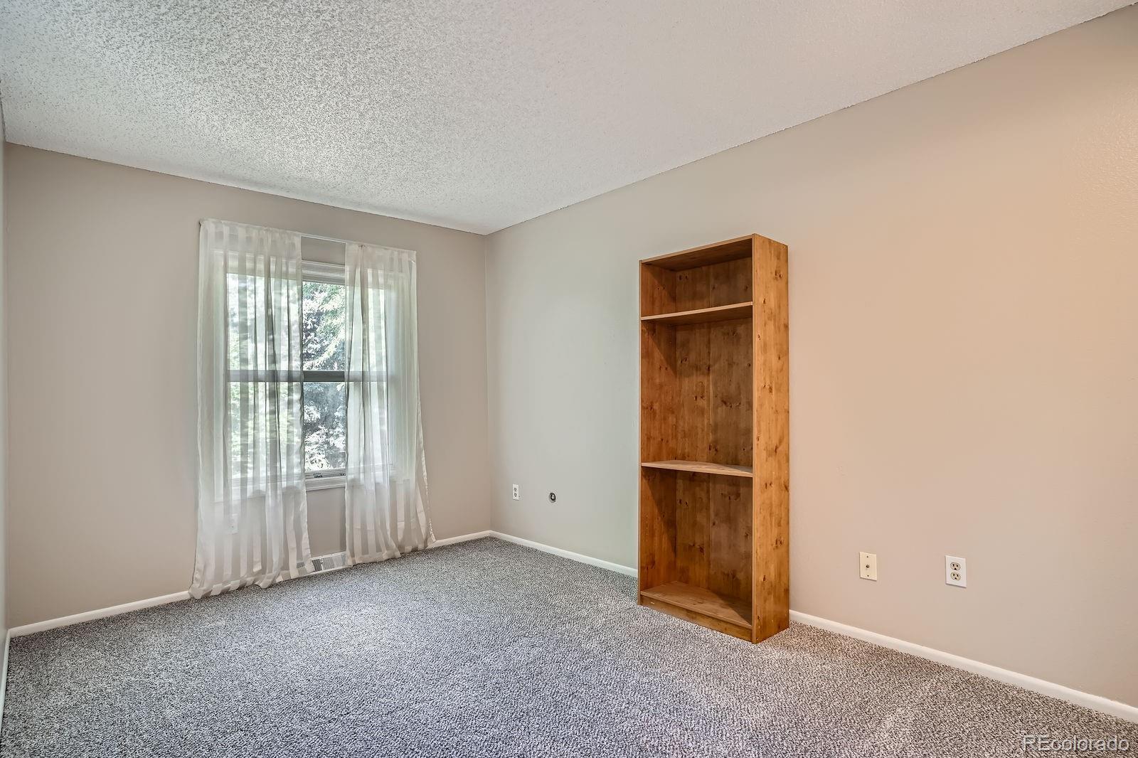 MLS Image #14 for 2514 s elkhart street,aurora, Colorado