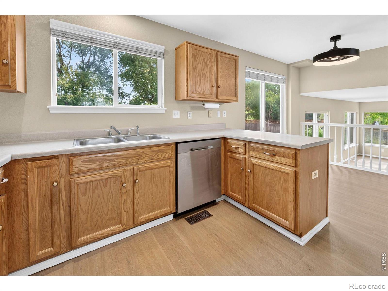 MLS Image #11 for 2357 e 116th place,thornton, Colorado