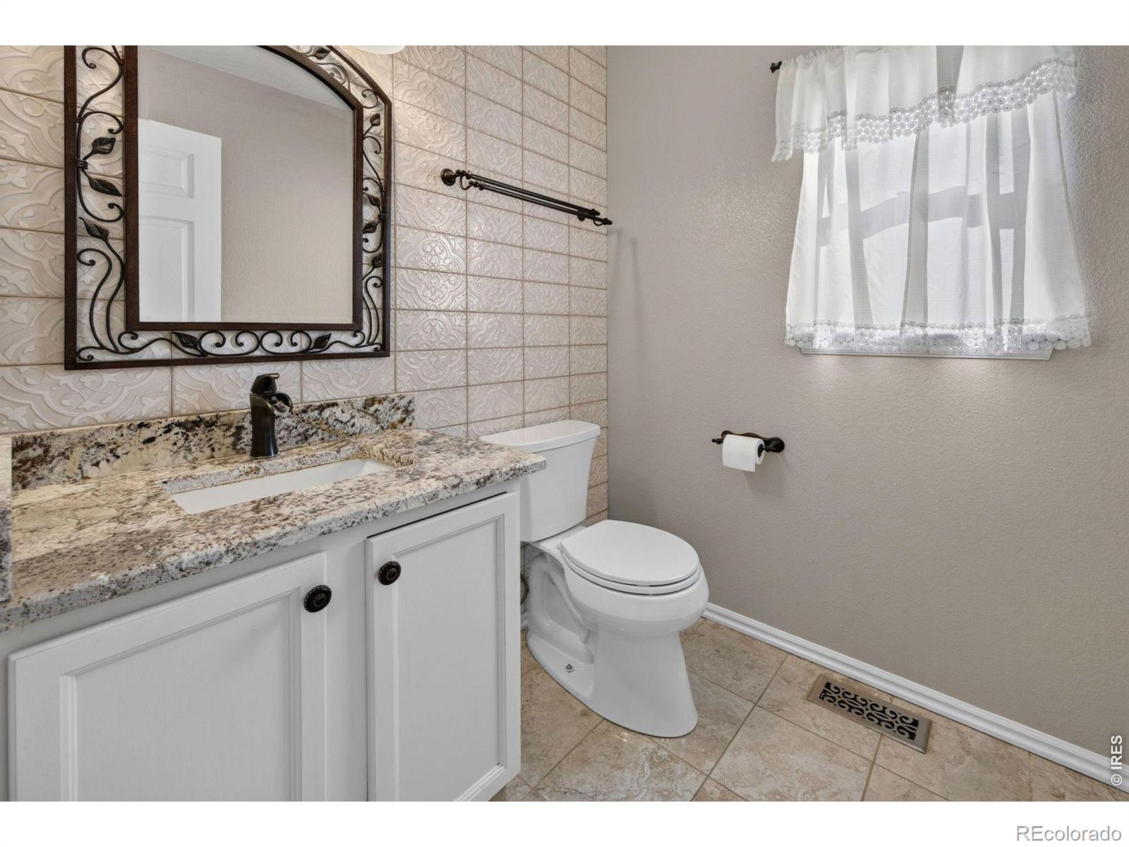 MLS Image #21 for 2357 e 116th place,thornton, Colorado