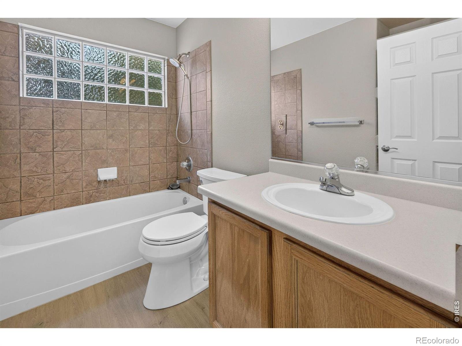 MLS Image #34 for 2357 e 116th place,thornton, Colorado