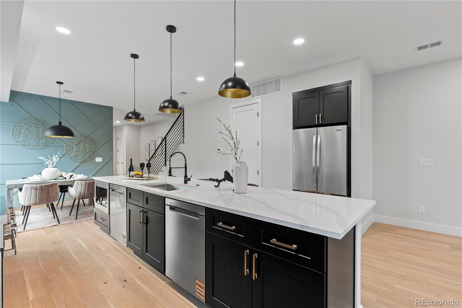 MLS Image #11 for 3565 s corona street,englewood, Colorado