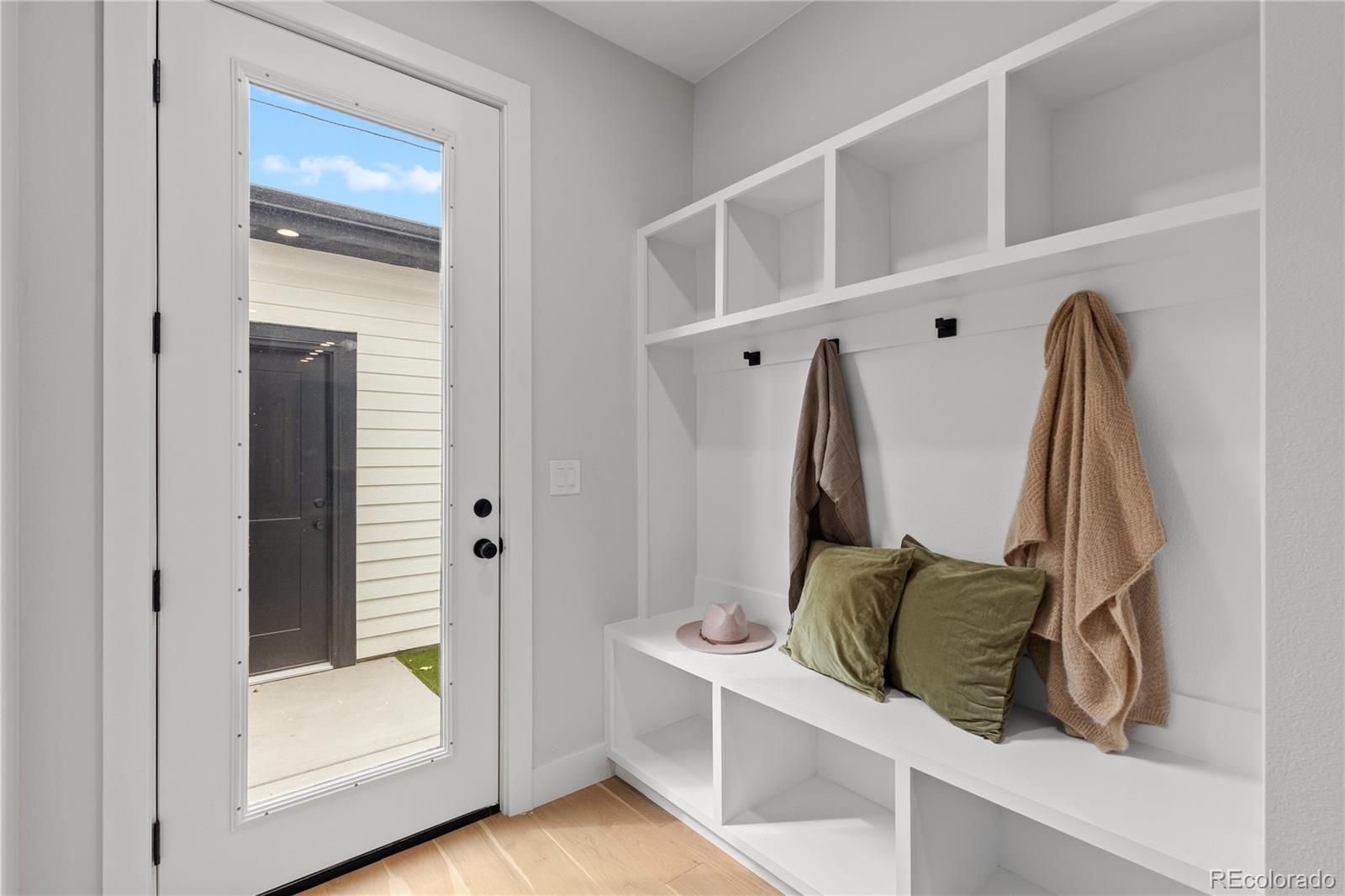 MLS Image #18 for 3565 s corona street,englewood, Colorado