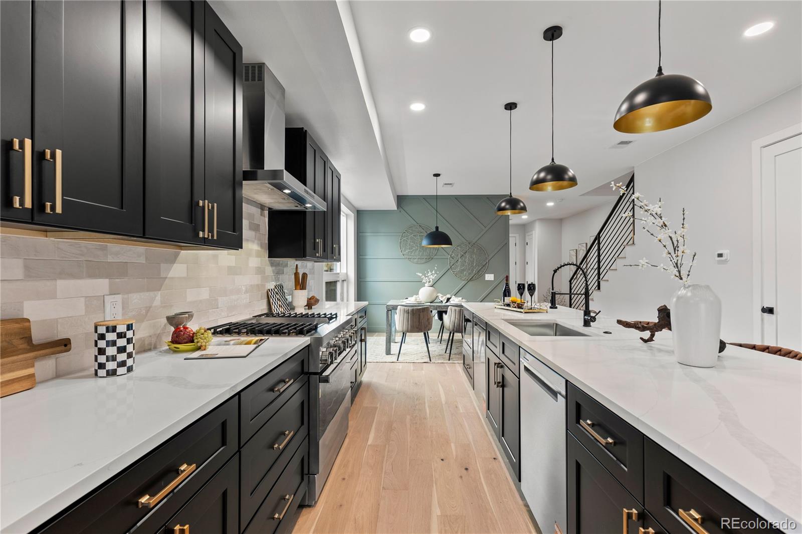 MLS Image #9 for 3565 s corona street,englewood, Colorado