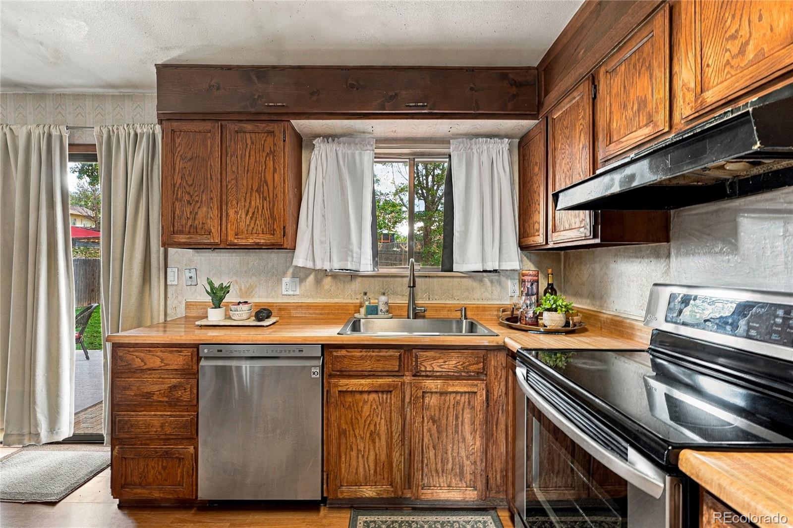 MLS Image #12 for 2127 s joplin way,aurora, Colorado