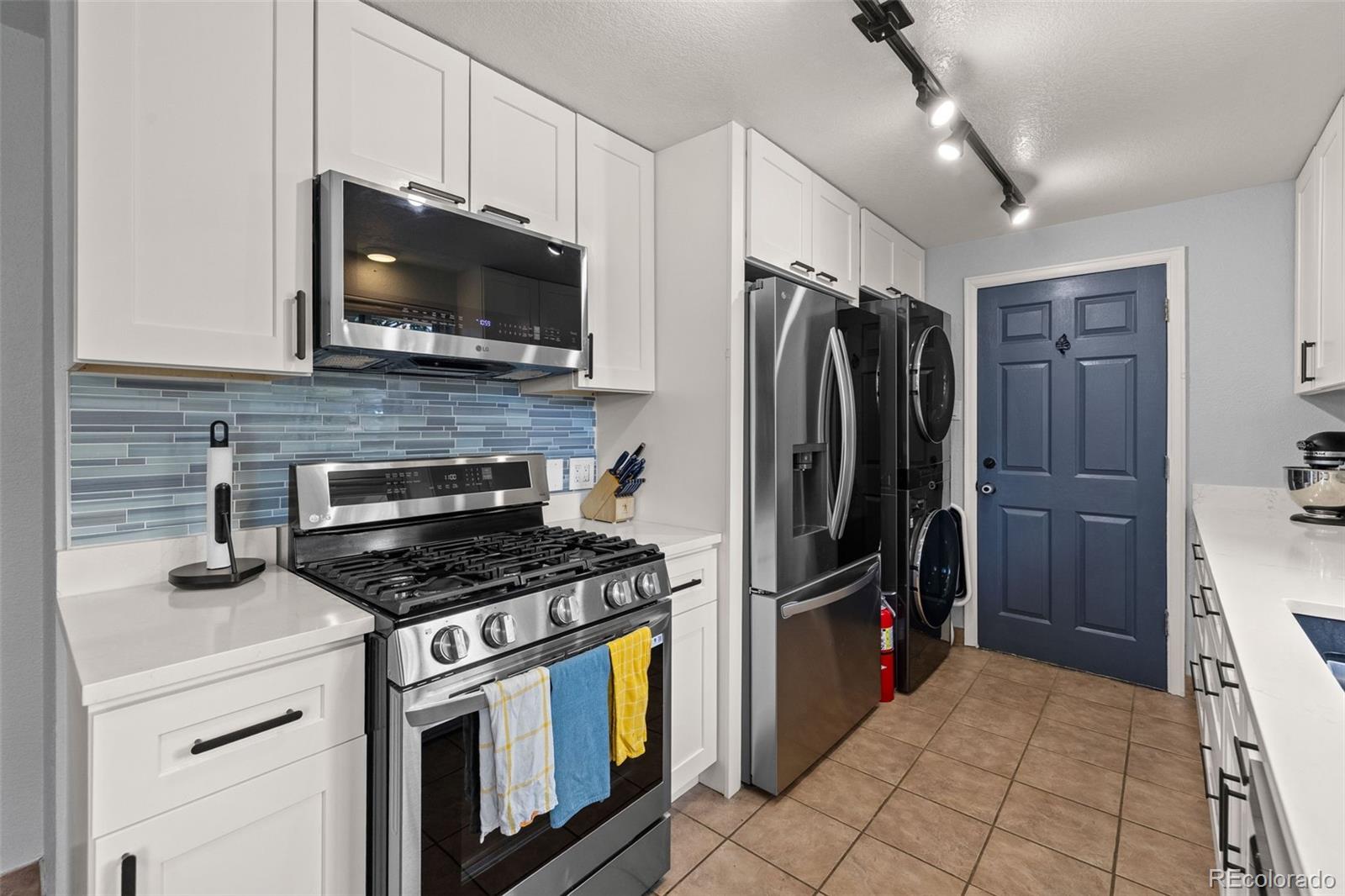 MLS Image #11 for 4736  estes street,wheat ridge, Colorado