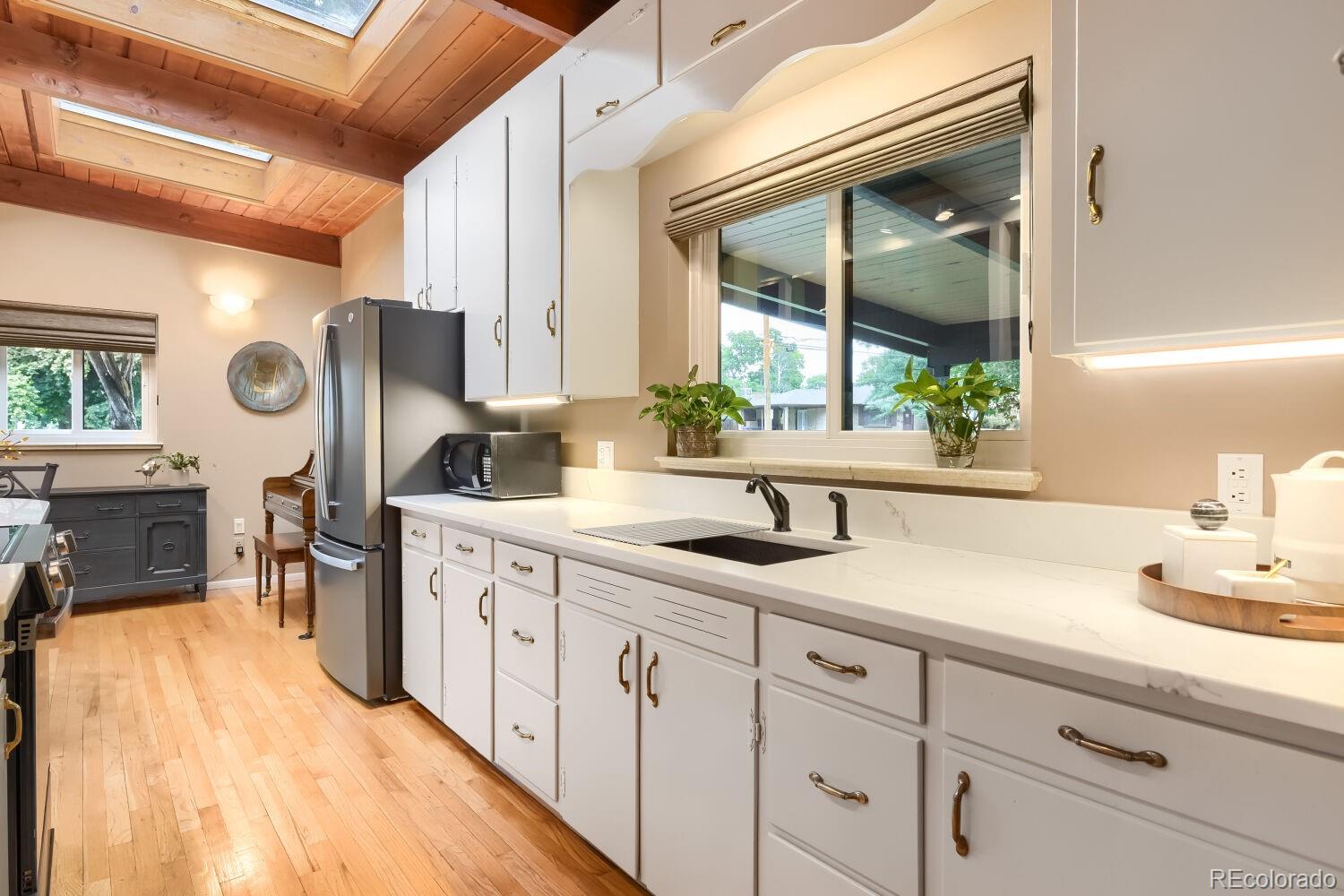 MLS Image #11 for 694 w shepperd avenue,littleton, Colorado