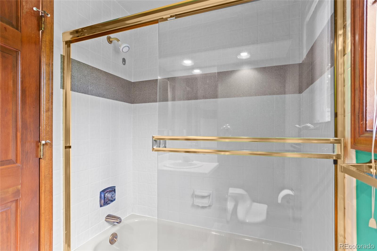 MLS Image #35 for 2900 s quebec street,denver, Colorado