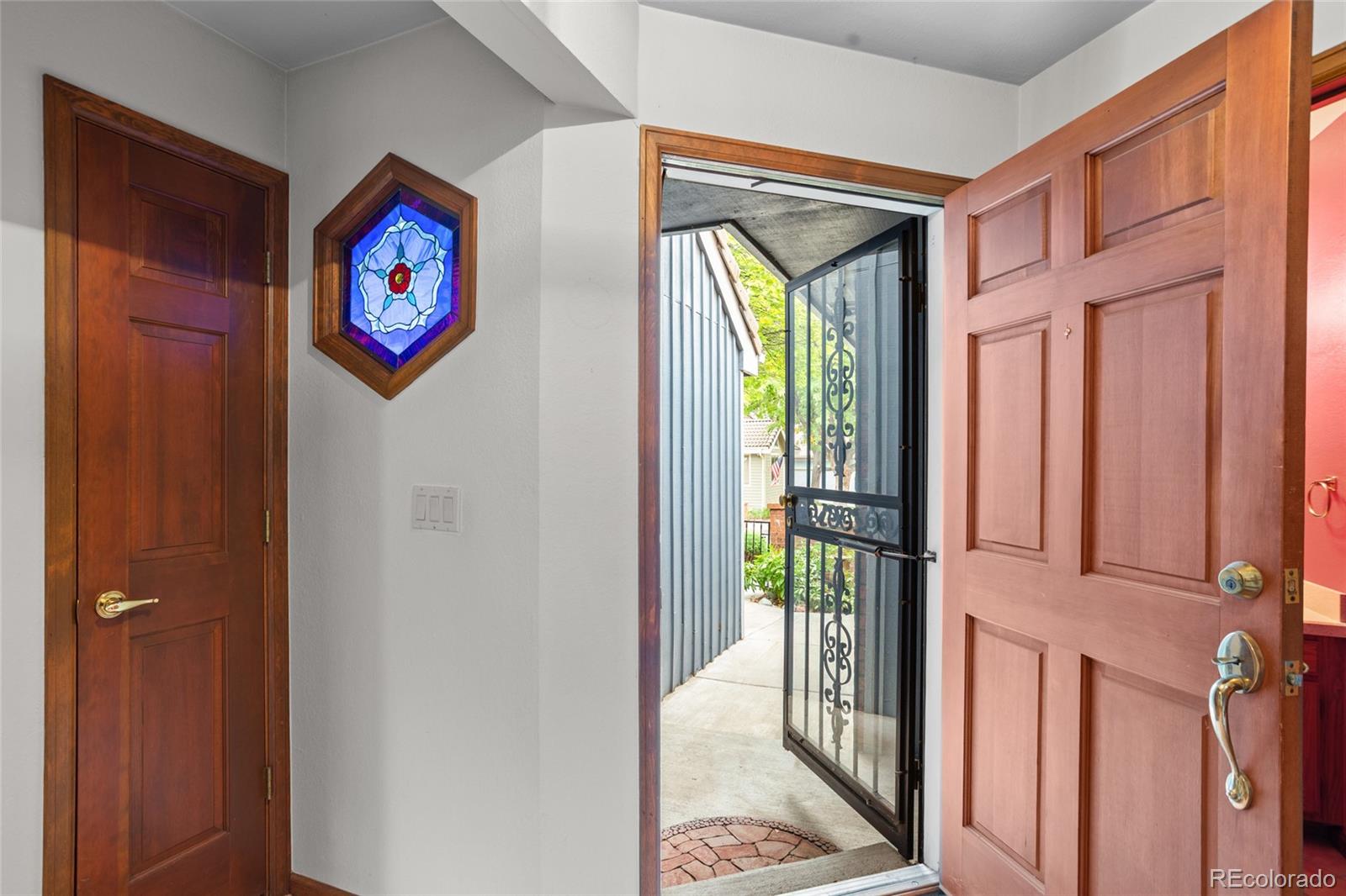 MLS Image #5 for 2900 s quebec street,denver, Colorado