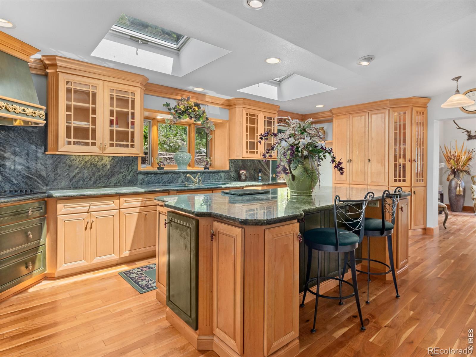 MLS Image #10 for 189  fishermans lane,glen haven, Colorado