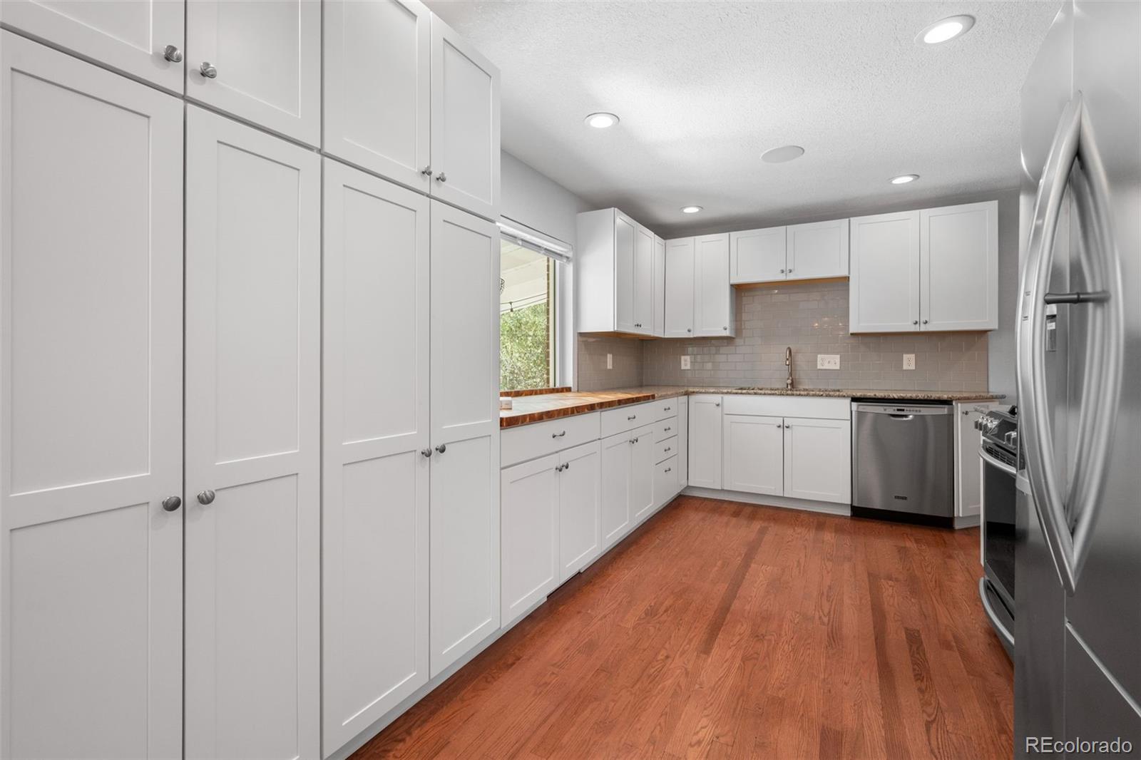 MLS Image #11 for 3275 s raleigh street,denver, Colorado