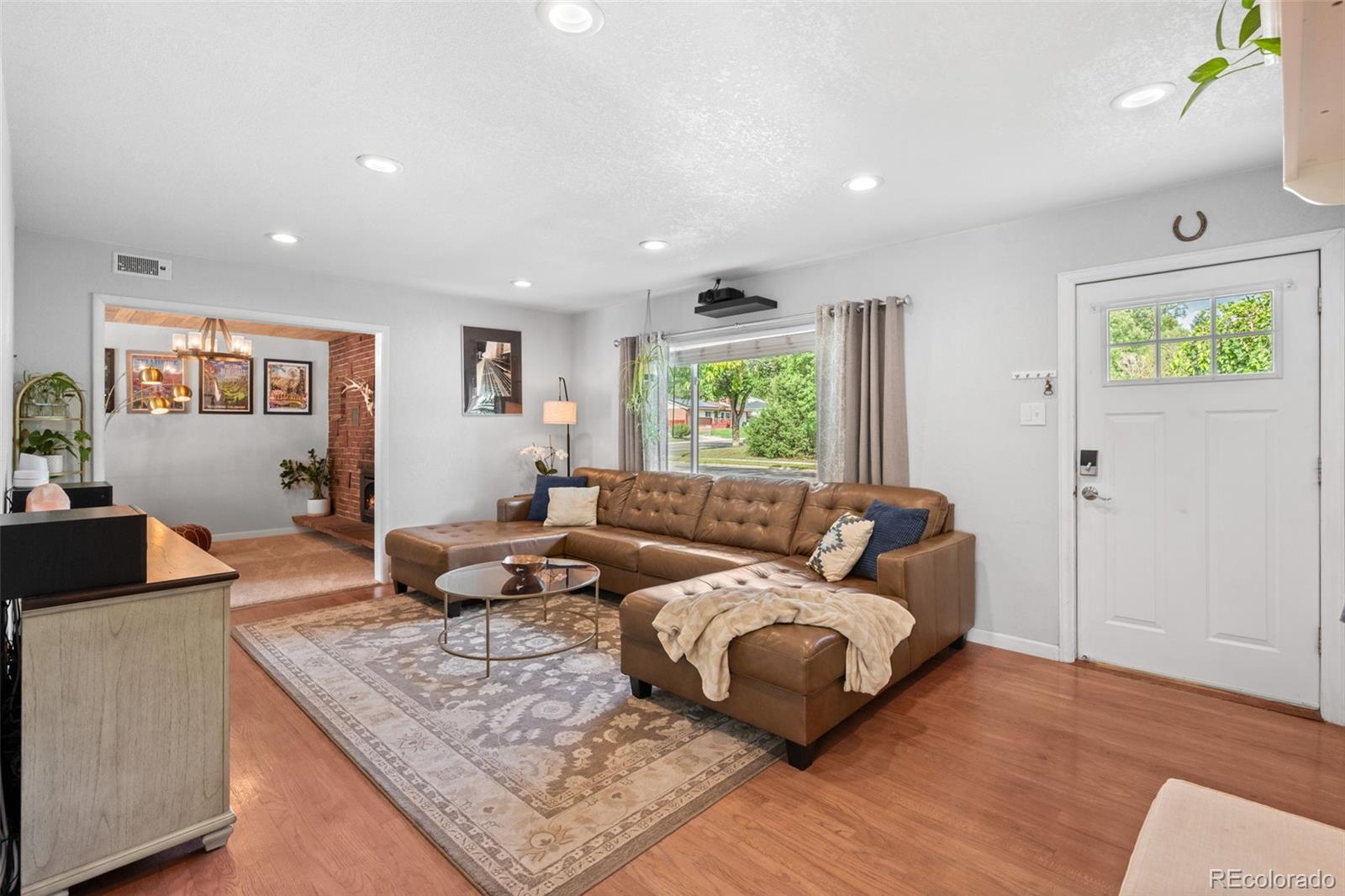 MLS Image #4 for 3275 s raleigh street,denver, Colorado