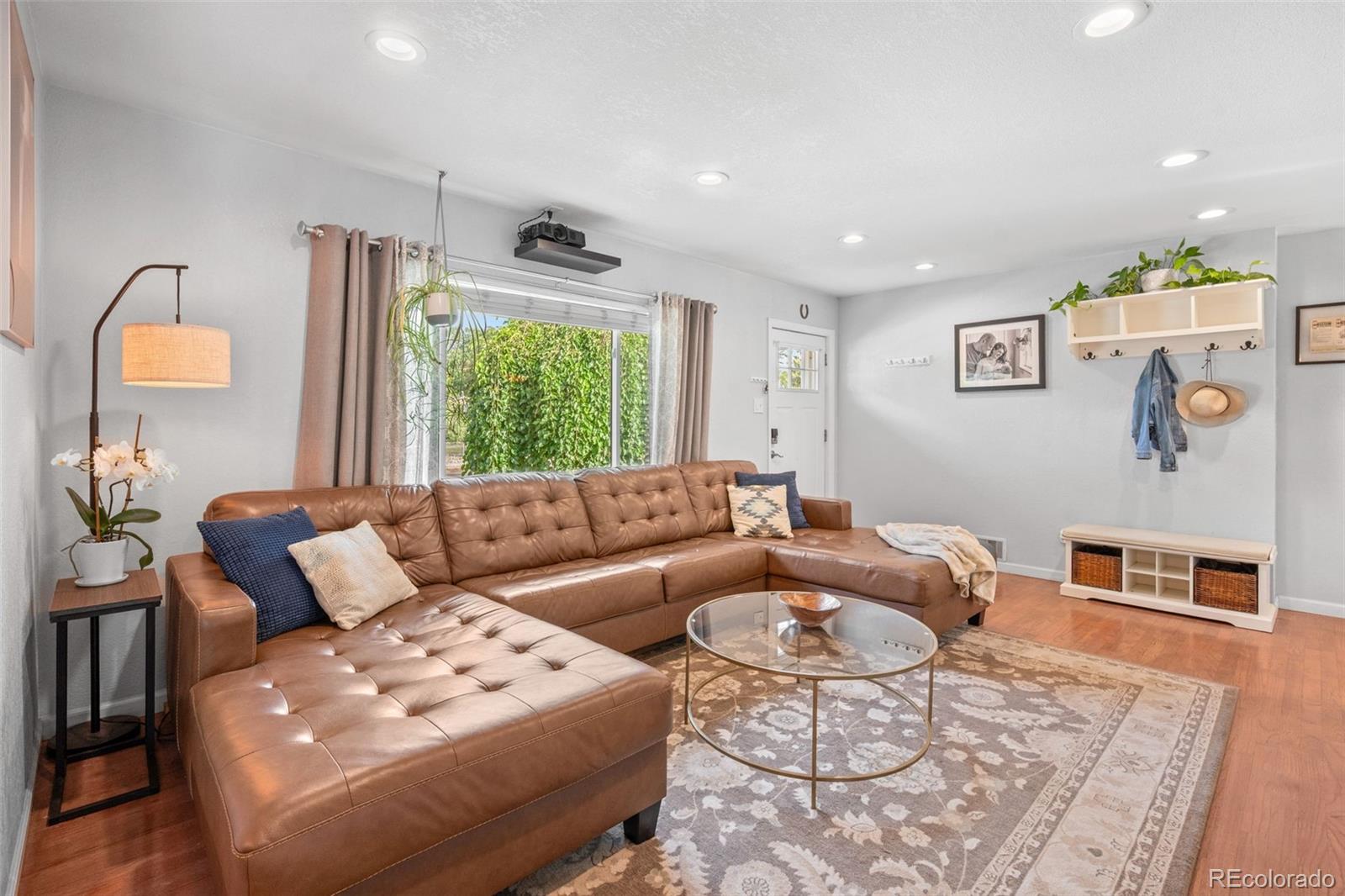 MLS Image #7 for 3275 s raleigh street,denver, Colorado