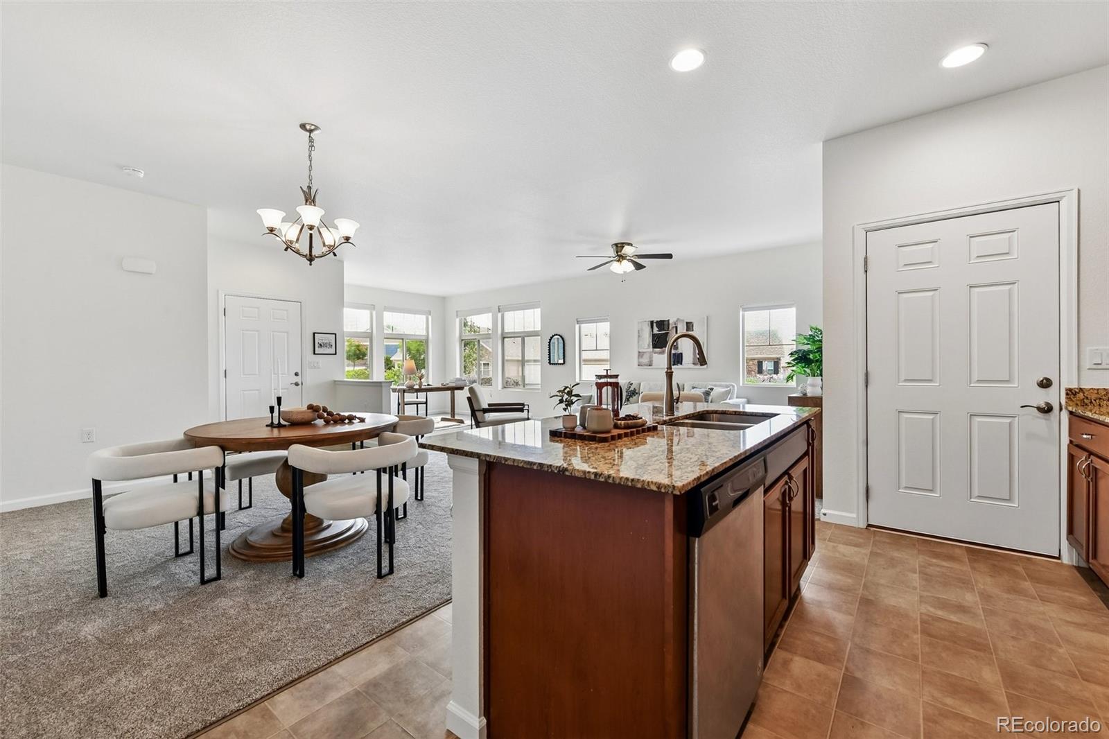 MLS Image #8 for 1928 s flanders way d,aurora, Colorado