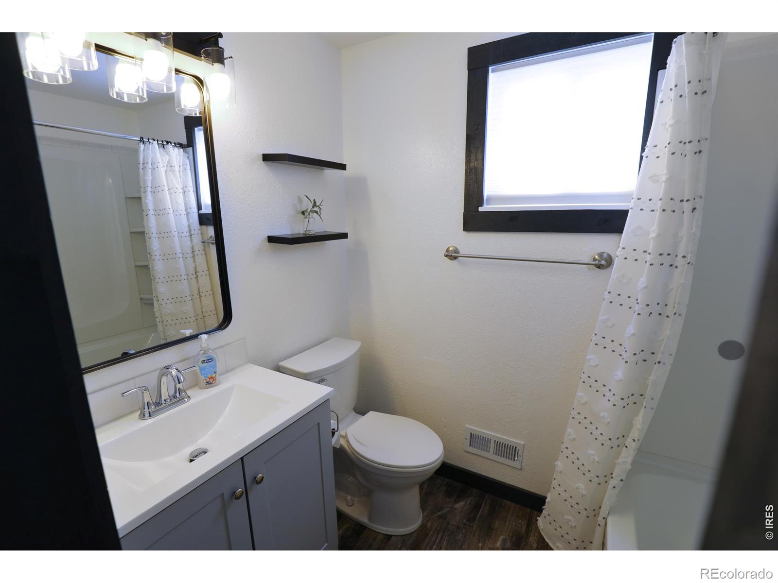 MLS Image #6 for 713  2nd st ct,kersey, Colorado