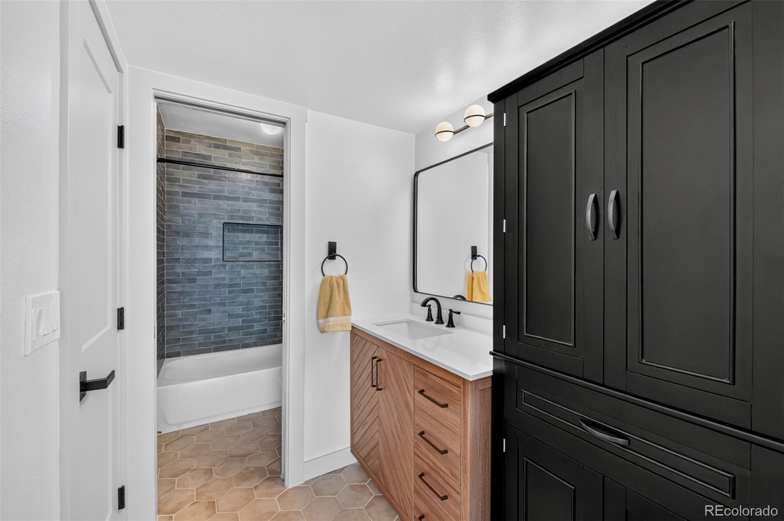 MLS Image #13 for 5706 w asbury place 108,lakewood, Colorado