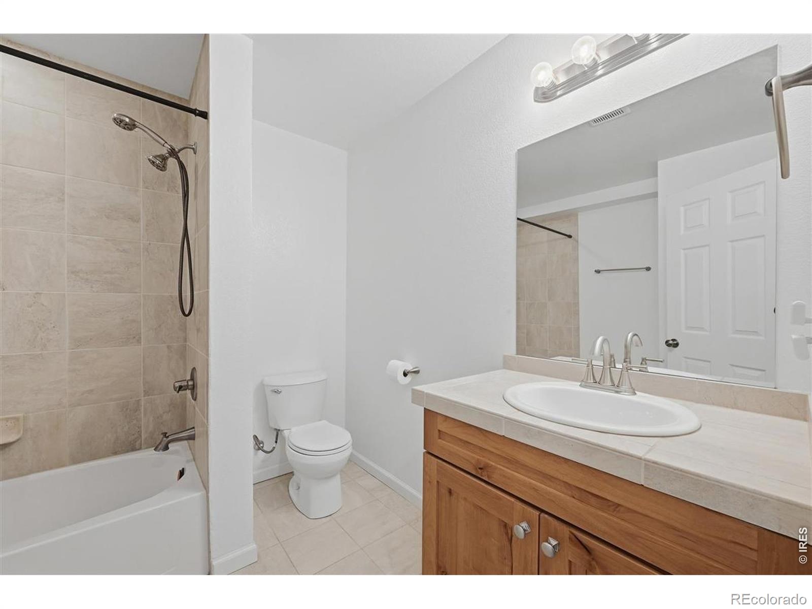 MLS Image #14 for 1004  deer meadow way,livermore, Colorado