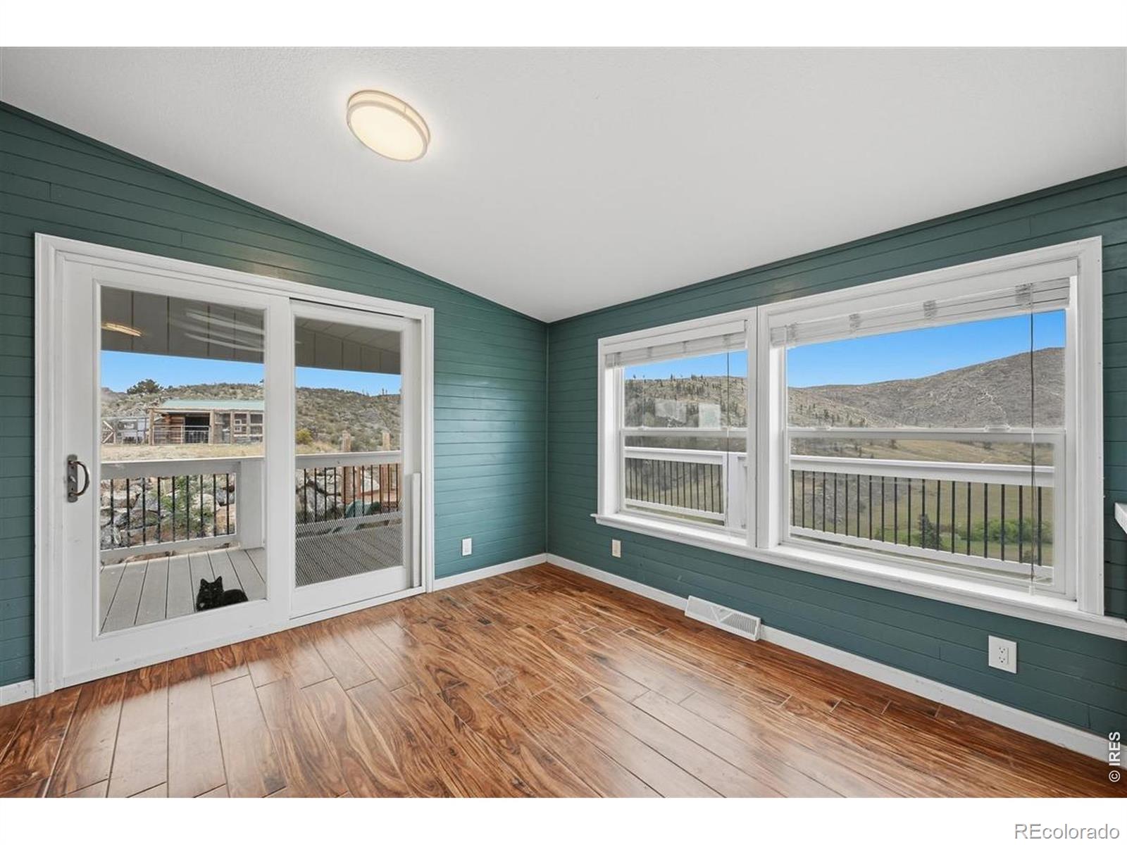 MLS Image #5 for 1004  deer meadow way,livermore, Colorado