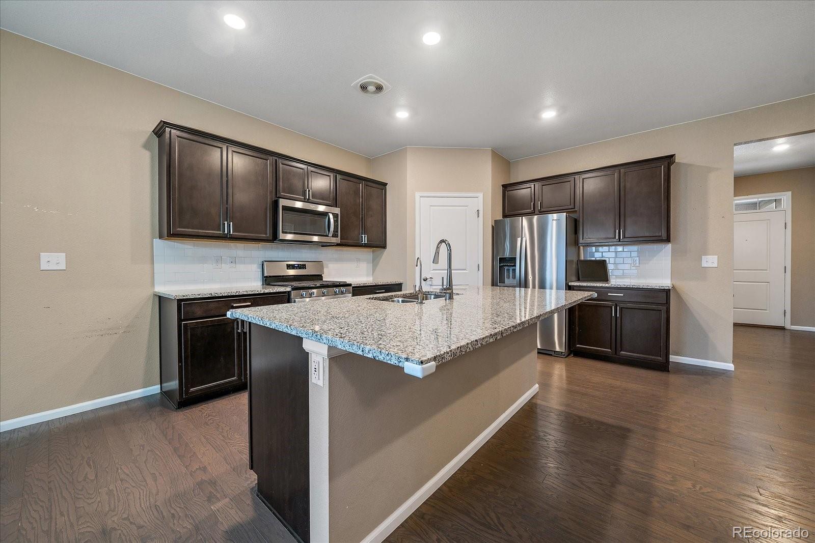 MLS Image #11 for 26940 e cedar avenue,aurora, Colorado