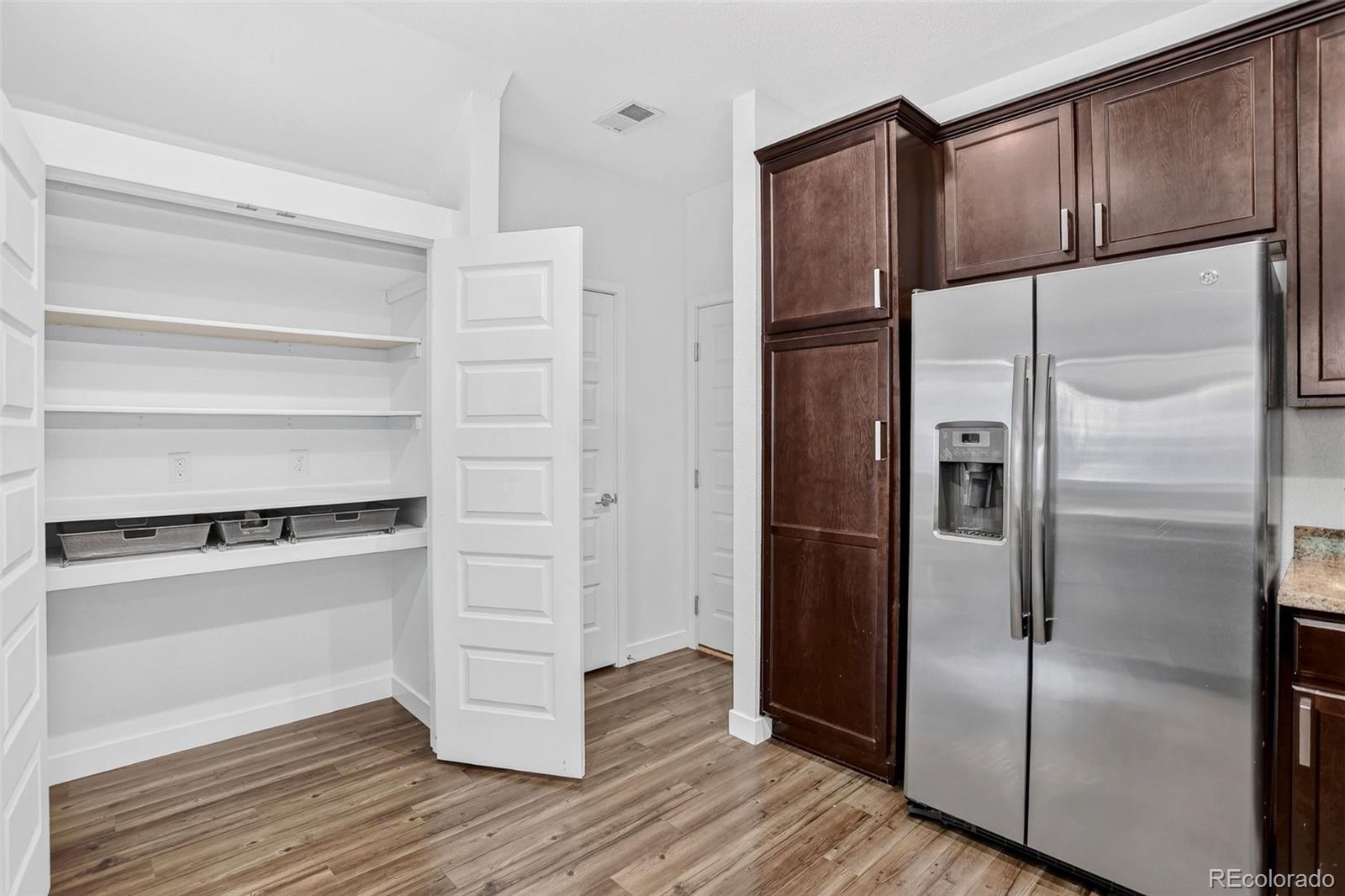 MLS Image #13 for 2033 w 67th place,denver, Colorado
