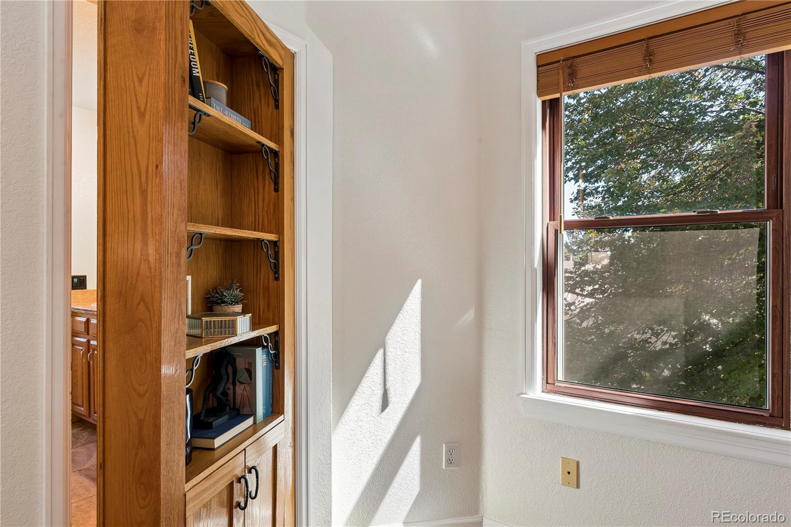 MLS Image #16 for 8184  lone maple lane,lone tree, Colorado