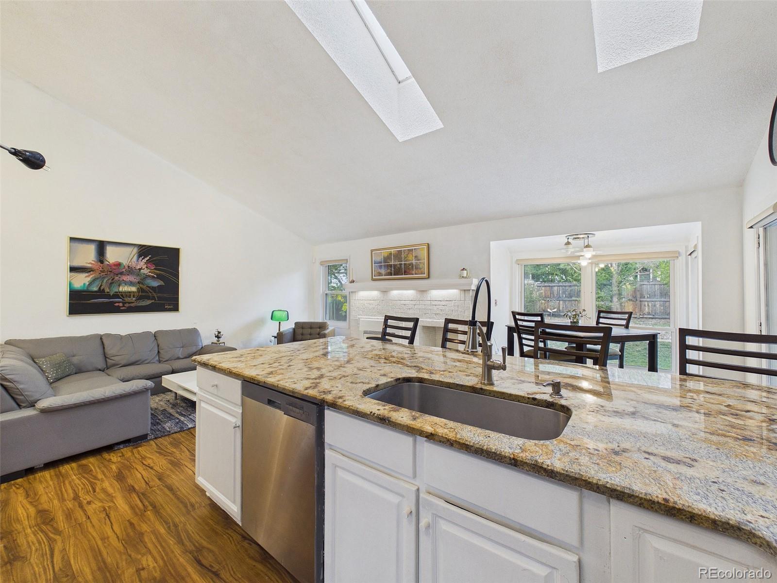MLS Image #11 for 8266 s logan court,littleton, Colorado