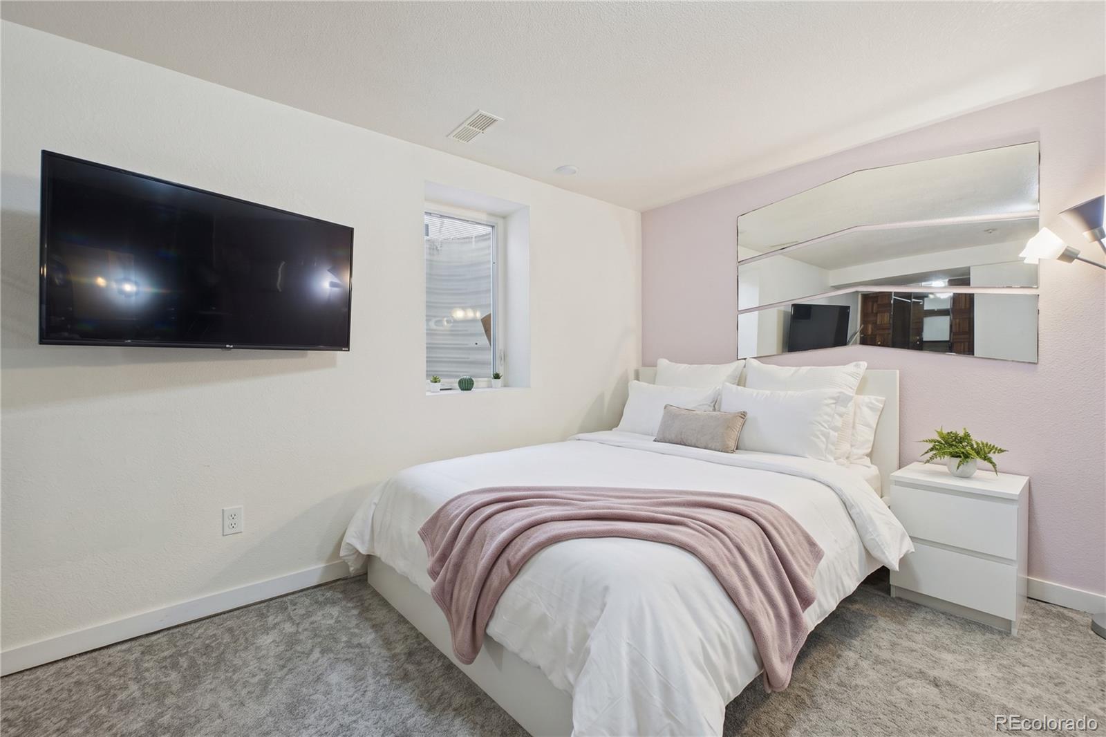 MLS Image #28 for 8266 s logan court,littleton, Colorado