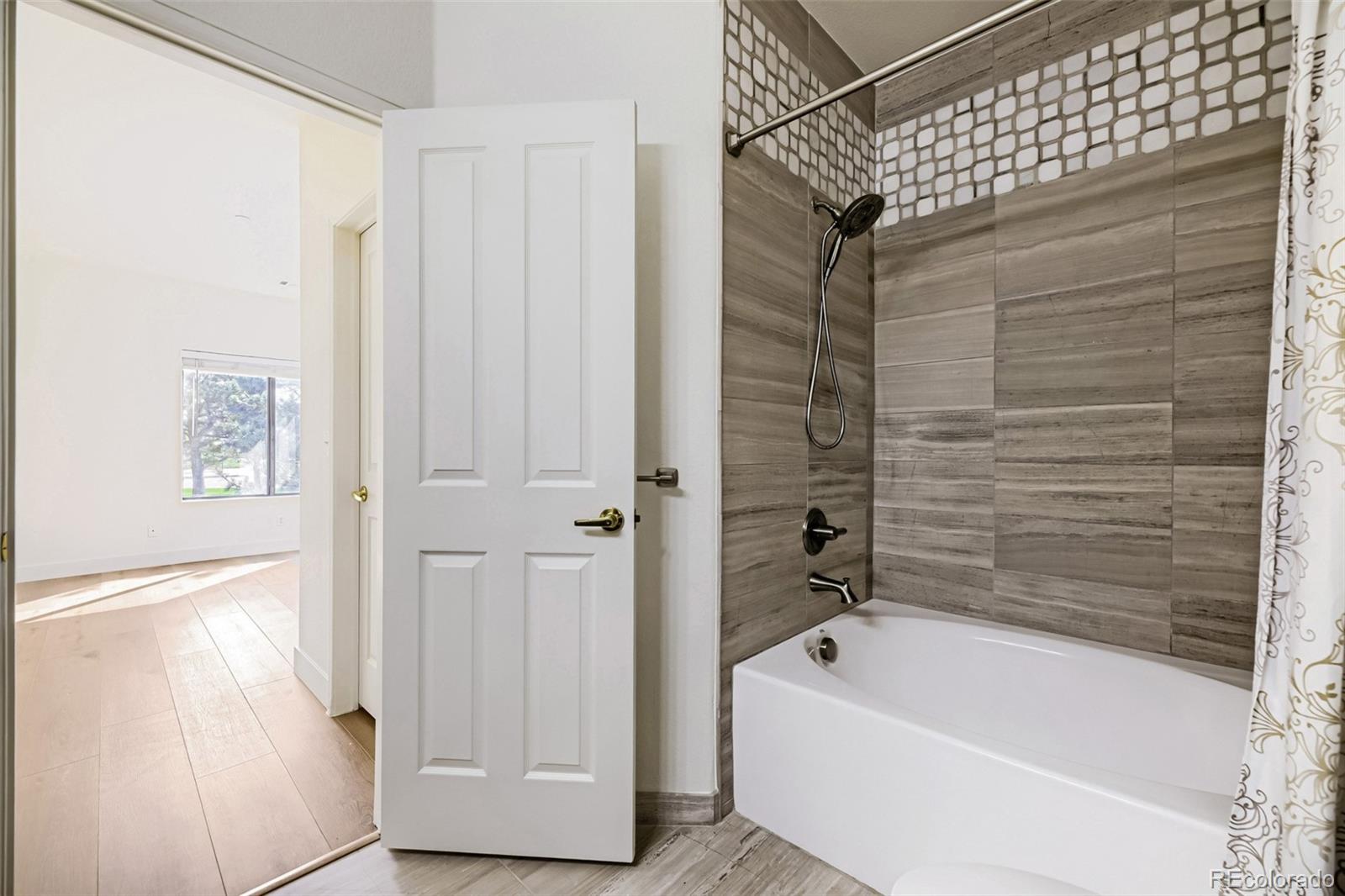 MLS Image #17 for 7498 s alkire street 201,littleton, Colorado