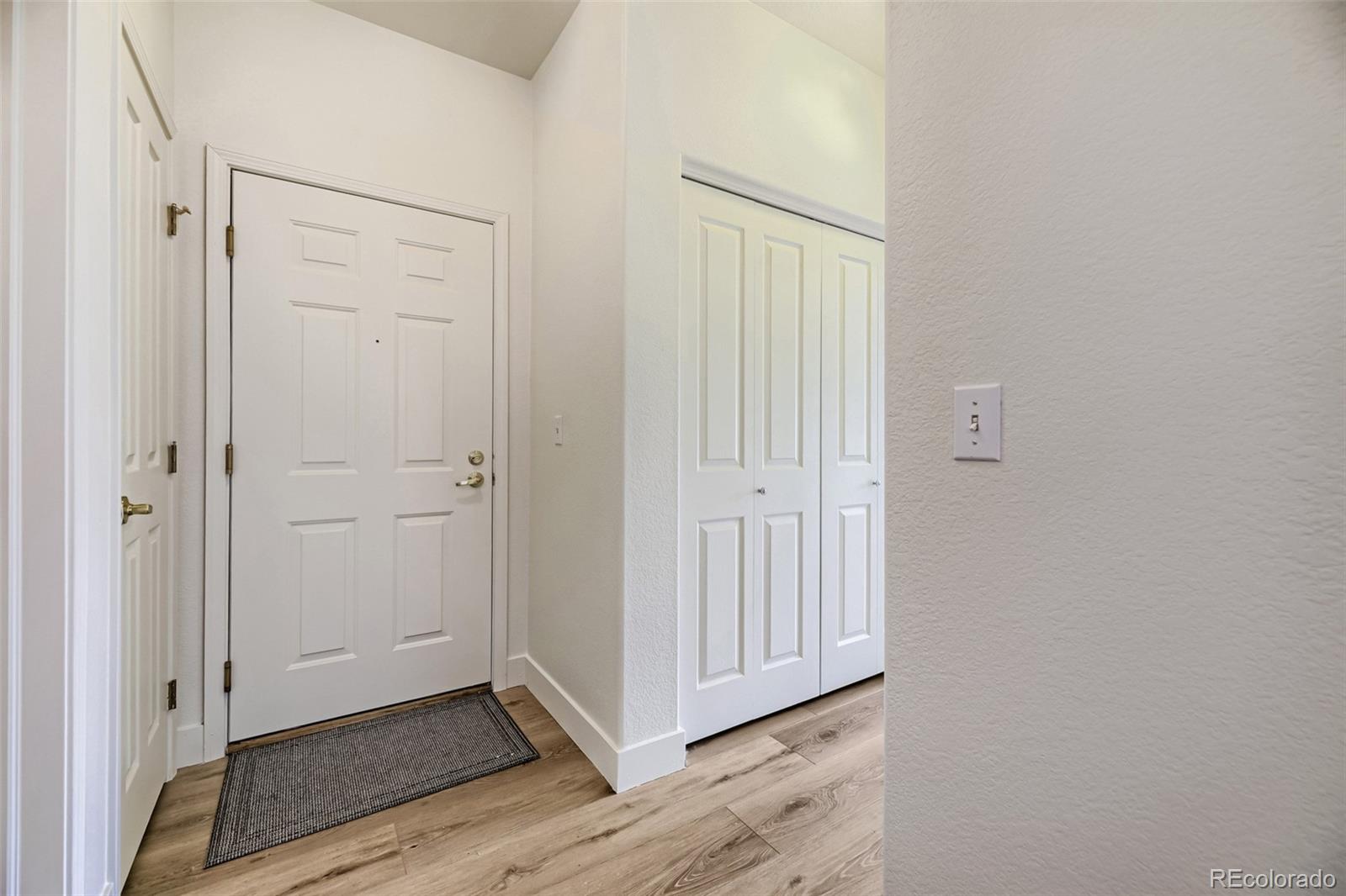 MLS Image #3 for 7498 s alkire street 201,littleton, Colorado