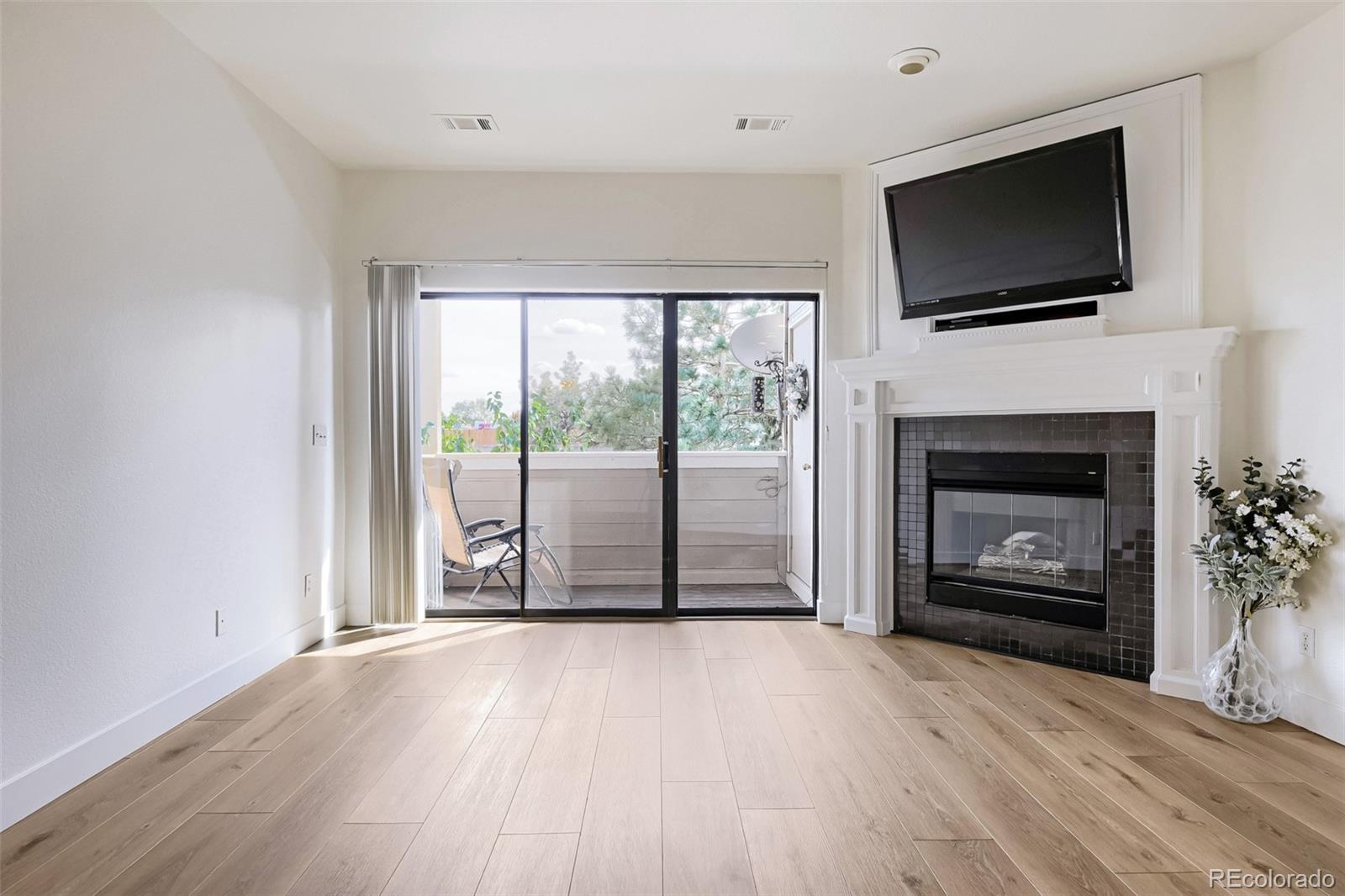 MLS Image #7 for 7498 s alkire street 201,littleton, Colorado