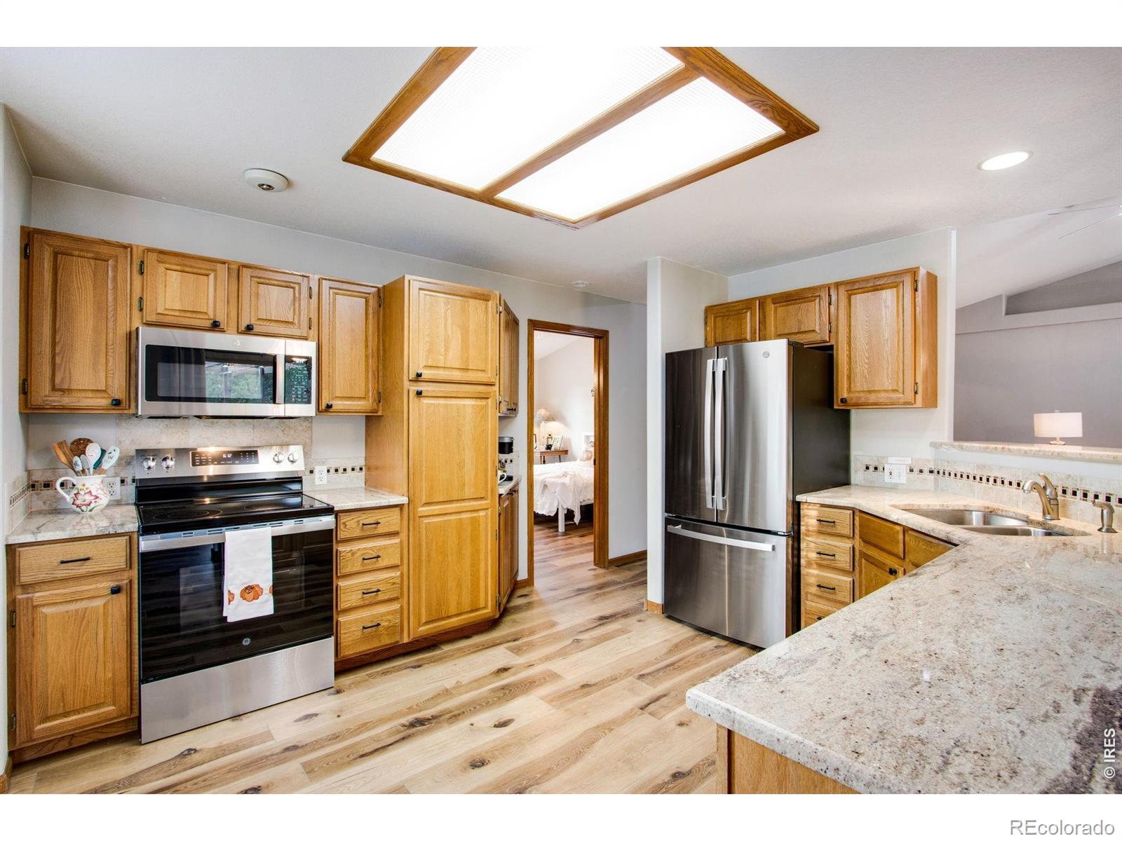 MLS Image #11 for 922 n 7th street,johnstown, Colorado