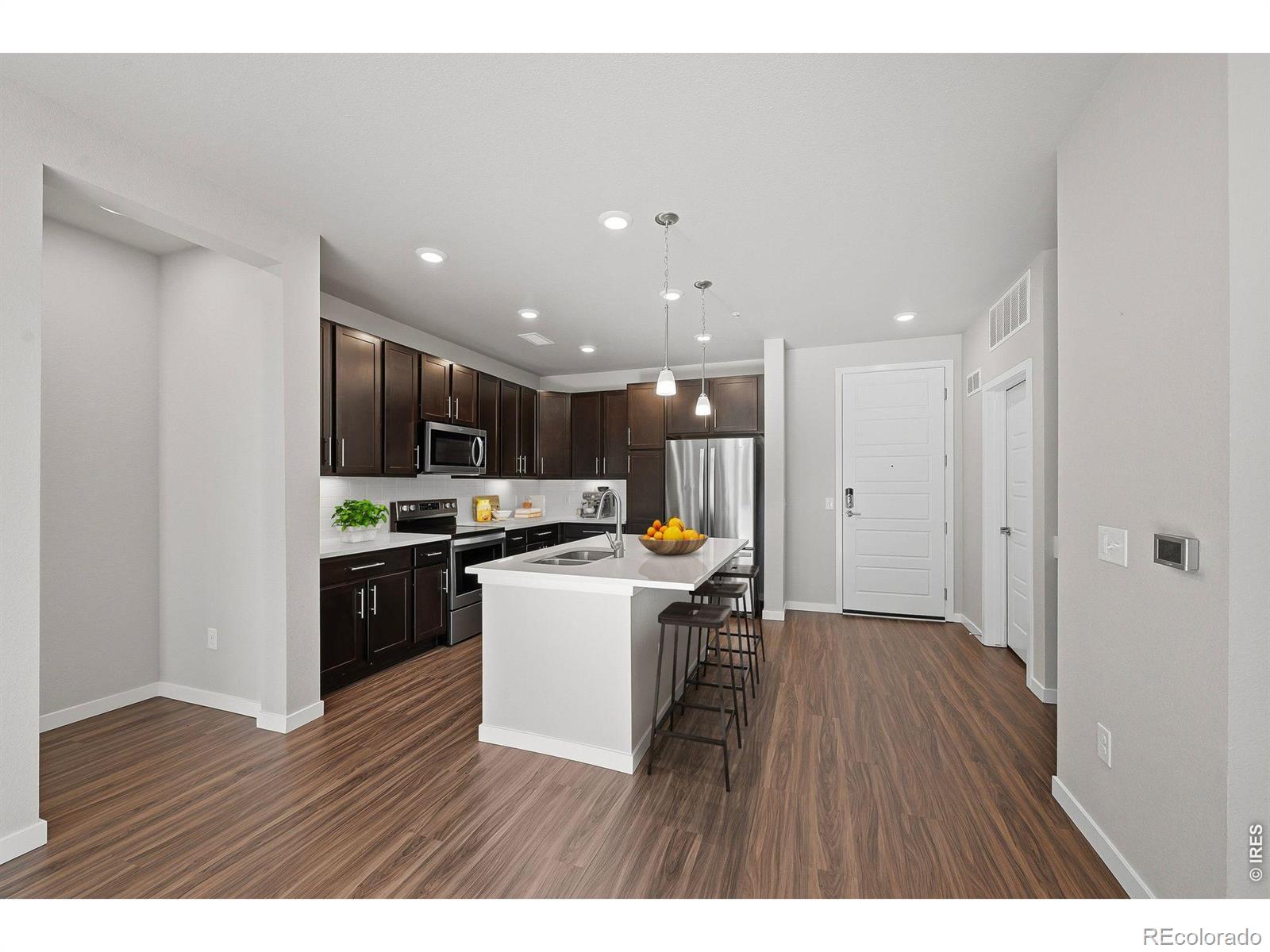 MLS Image #1 for 420 e fremont place,littleton, Colorado