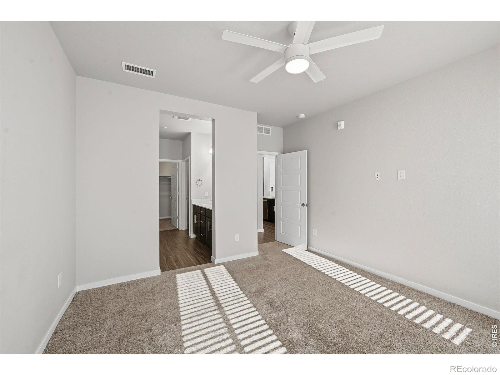 MLS Image #4 for 420 e fremont place,littleton, Colorado