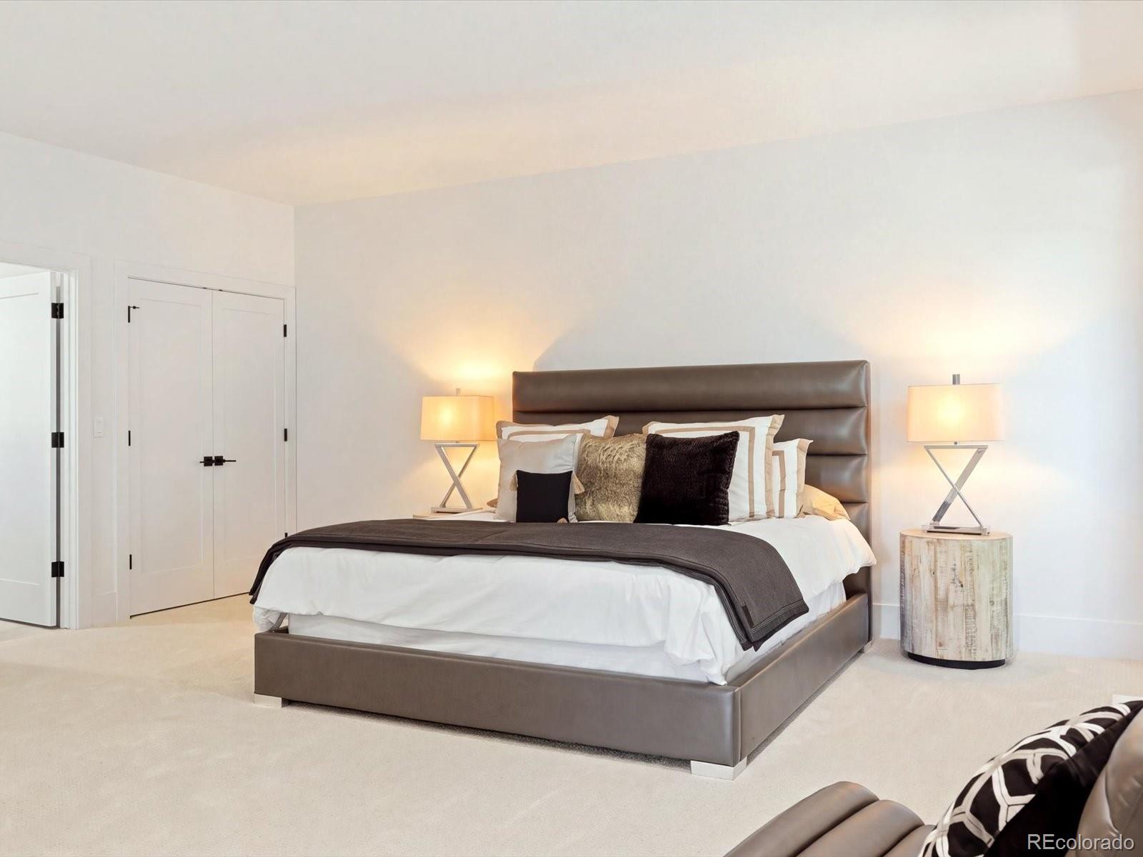 MLS Image #20 for 2800 s university boulevard,denver, Colorado