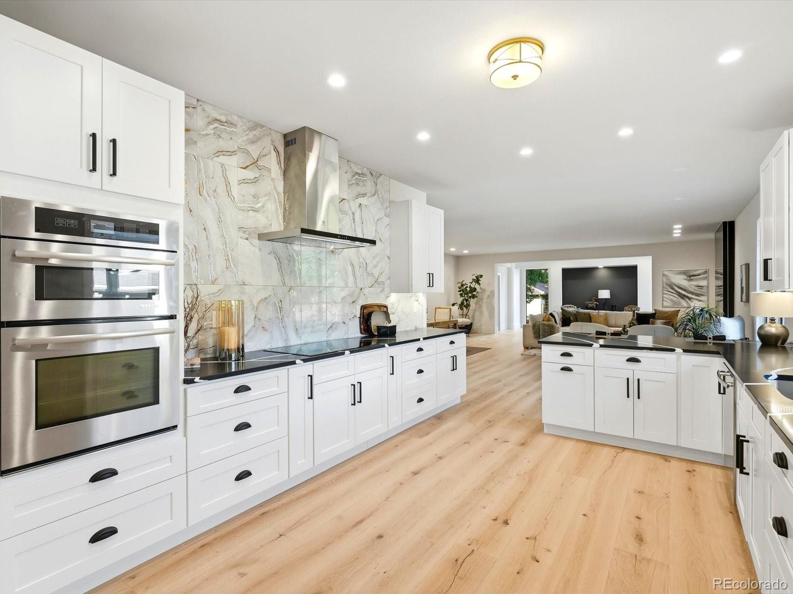 MLS Image #3 for 2800 s university boulevard,denver, Colorado